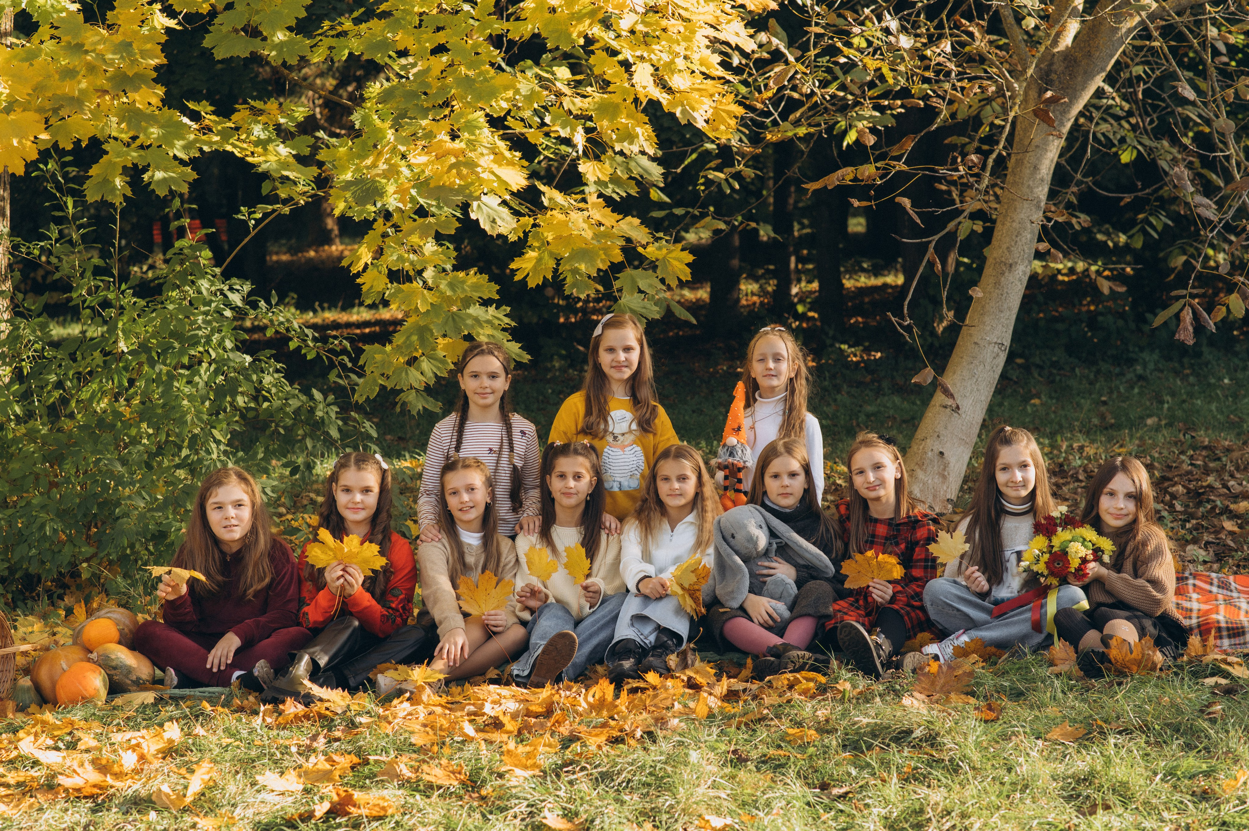 Фотосесія випускників Тернопіль, зйомка на віньєтки Тернопіль, вінєтки, випускні фотоальбоми Тернопіль. Сімейний, дитячий та індивідуальний фотограф в м. Тернопіль, м. Львів