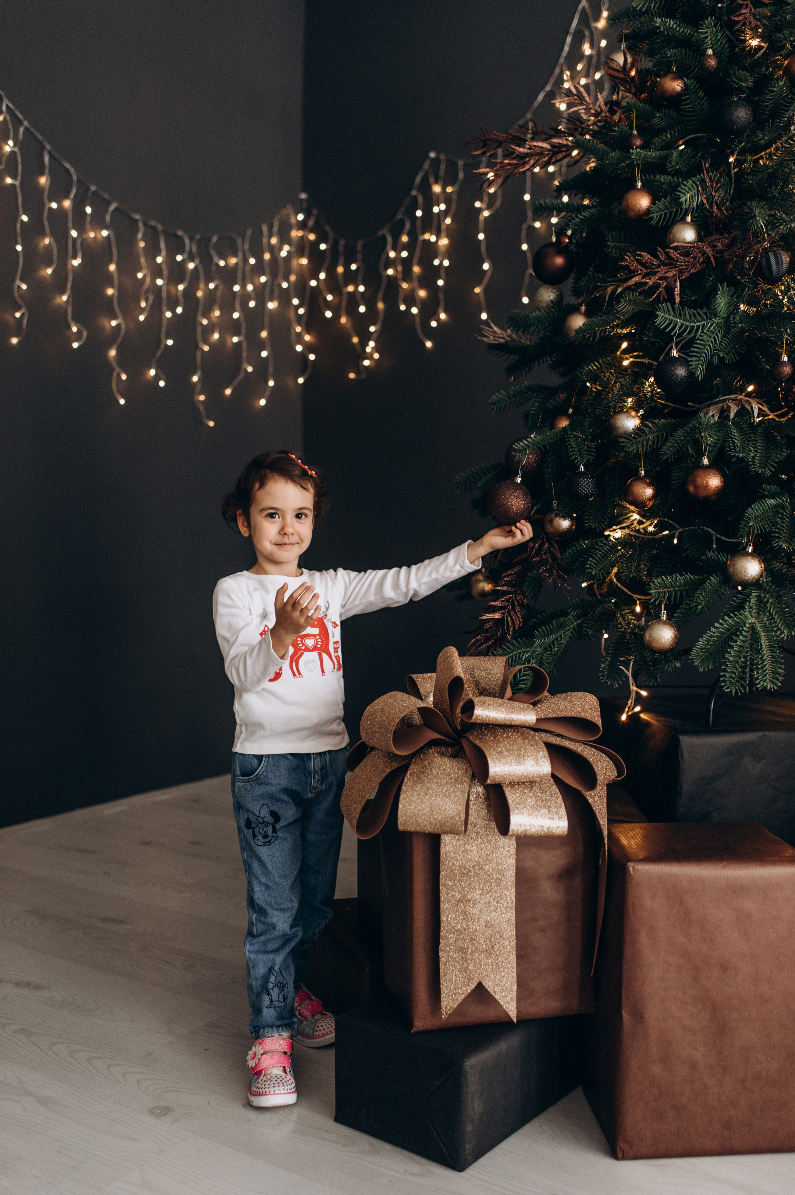 Новорічна сімейна фотосесія Сімейна фотосесія Тернопіль, сімейний фотограф Тернопіль, сімейний фотограф Львів, сімейна зйомка Тернопіль. Сімейний, дитячий та індивідуальний фотограф в м. Тернопіль, м. Львів