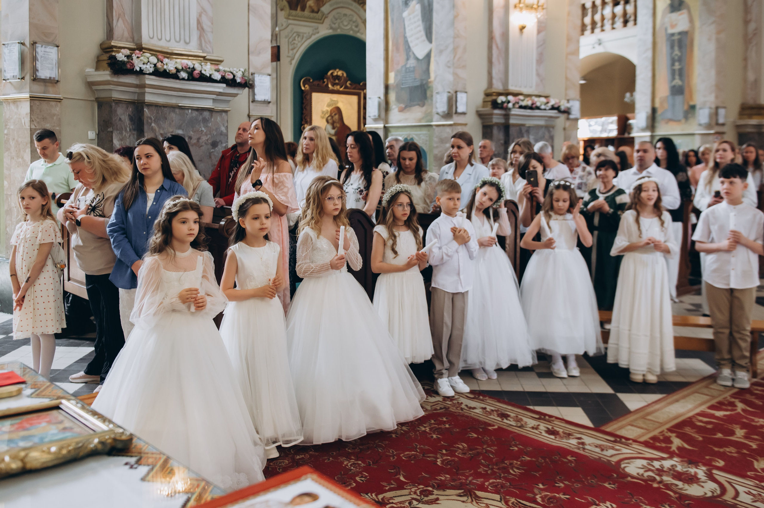 Фотосесія Першого Причастя Тернопіль, фотосесія Причастя Тернопіль, Таїнство Першого Причастя Тернопіль, Катедра Причастя Тернопіль. Сімейний, дитячий та індивідуальний фотограф в м. Тернопіль, м. Львів