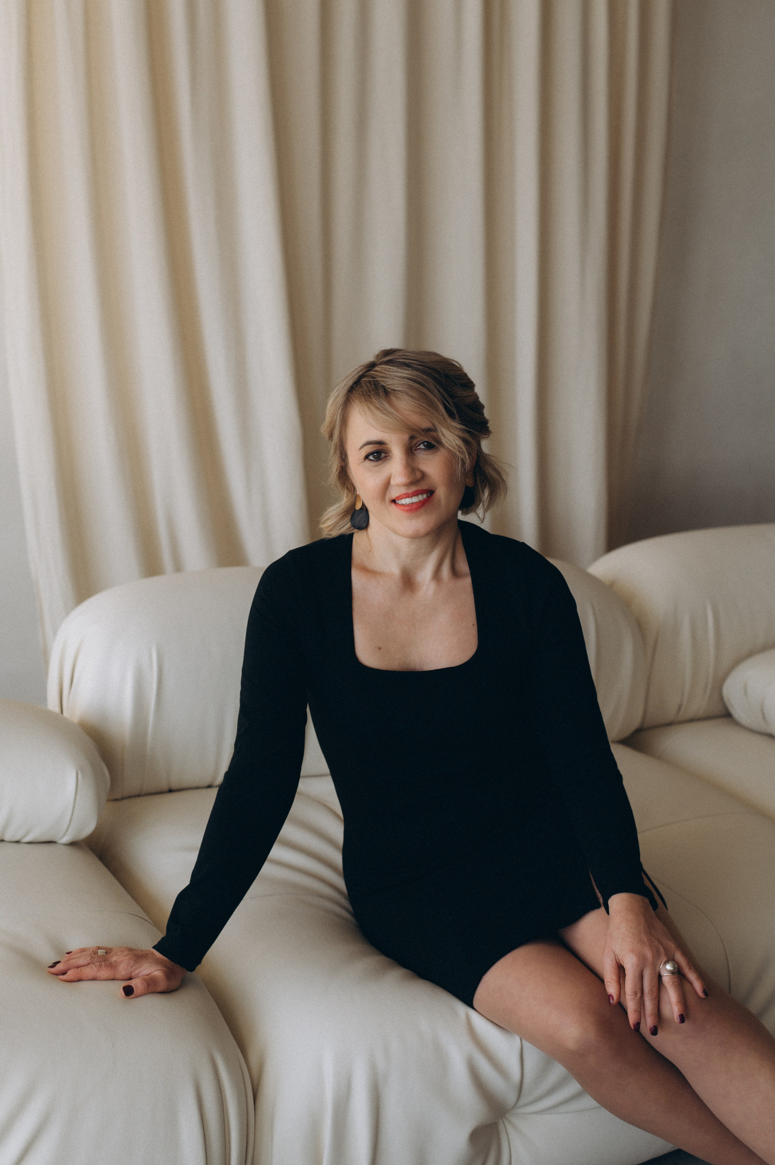 Індивідуальна фотосесія Тернопіль, студійна зйомка Львів, портретний фотограф Тернопіль. Сімейний, дитячий та індивідуальний фотограф в м. Тернопіль, м. Львів