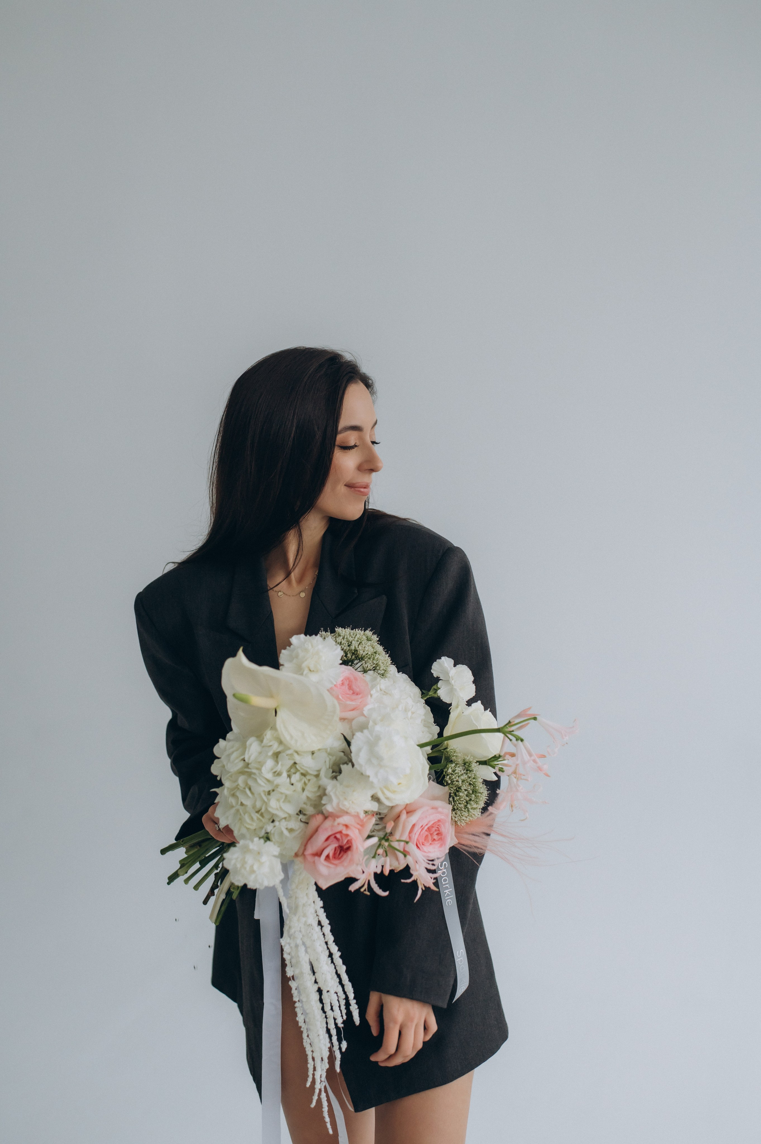 Індивідуальна фотосесія Тернопіль, квіткова крамниця Sparkle, портретна фотосесія Тернопіль, контентзйомка, портретний фотограф Тернопіль. Сімейний, дитячий та індивідуальний фотограф в м. Тернопіль, м. Львів