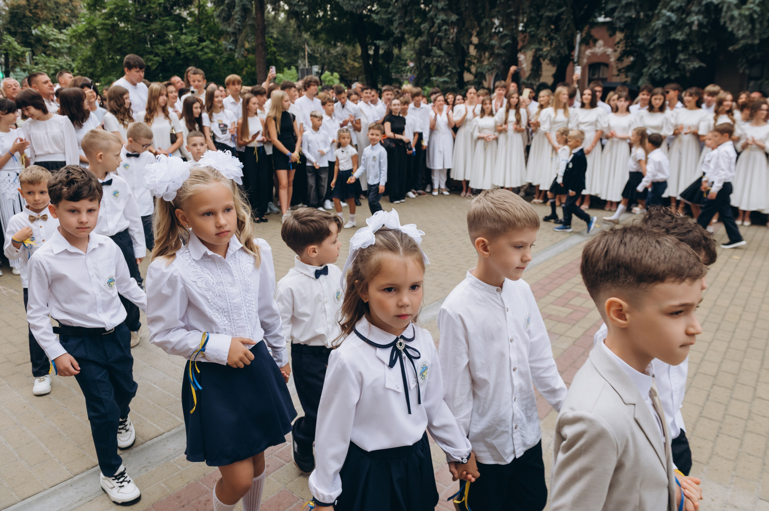 Перший дзвоник у Тернополі, фотосесія першокласників