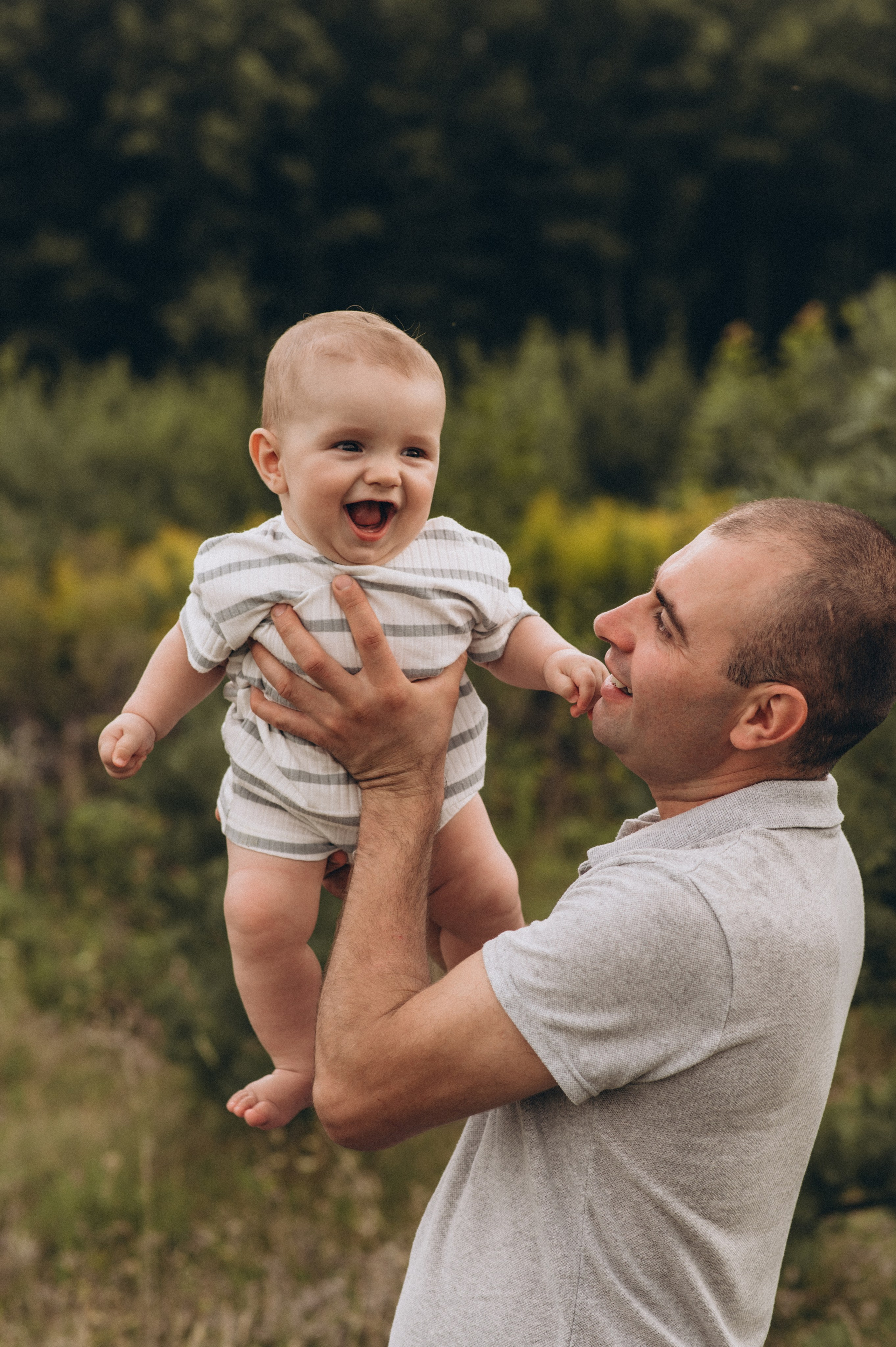 Сімейна фотосесія, сімейний фотограф Тернопіль, сімейна зйомка на природі. Сімейний, дитячий та індивідуальний фотограф в м. Тернопіль, м. Львів