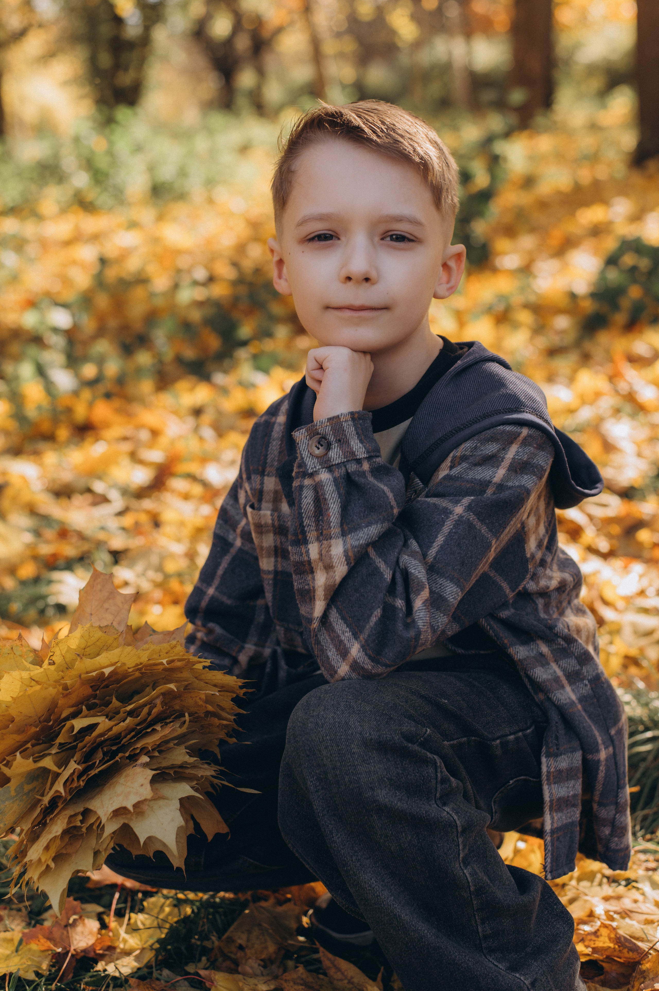 Осіння фотосесія 4 класу на віньєтки, випускні фотоальбоми Тернопіль, фотосесія випускників Тернопіль, шкільний випускний альбом Тернопіль. Сімейний, дитячий та індивідуальний фотограф в м. Тернопіль, м. Львів
