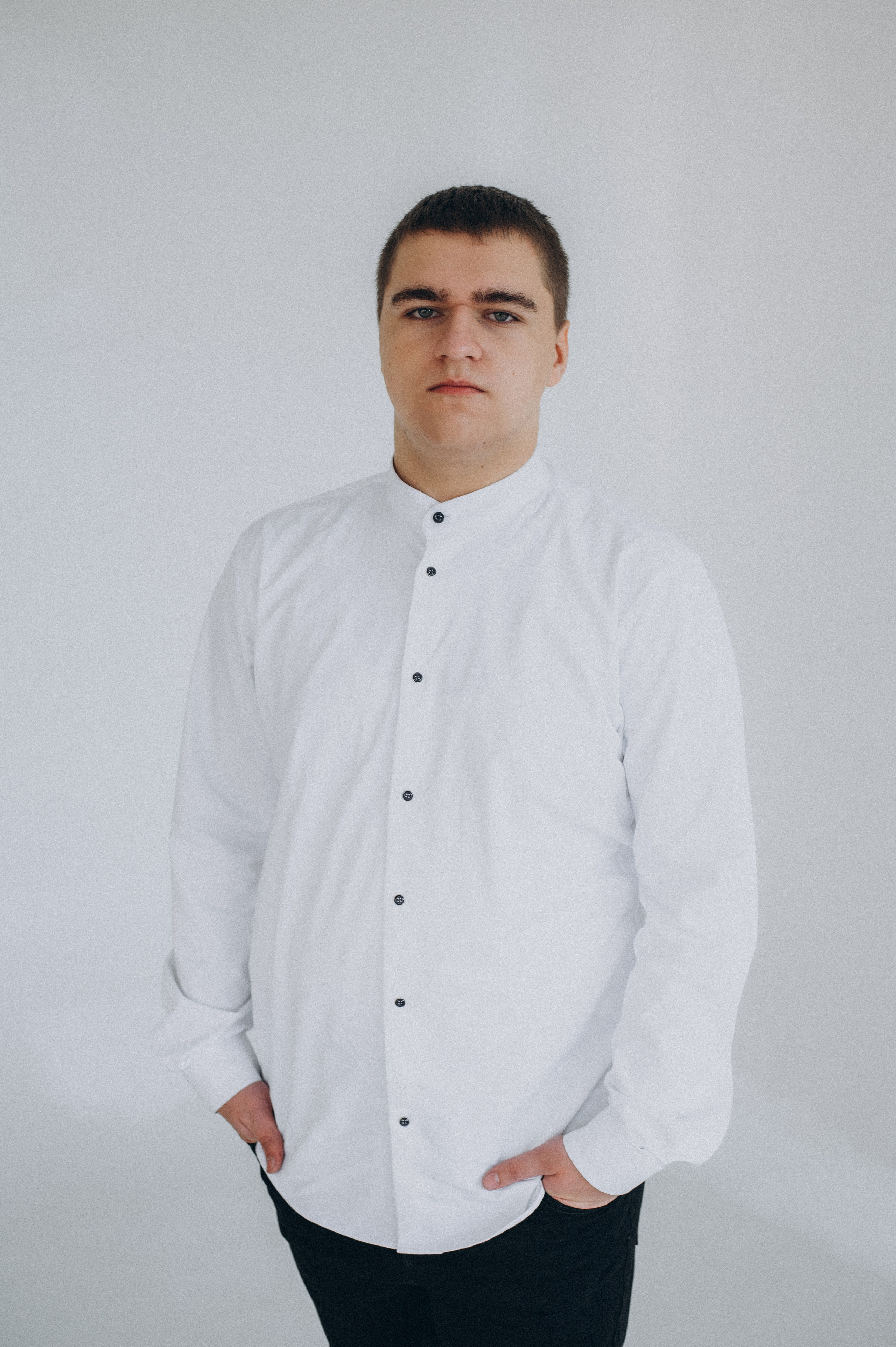 Фотосесія випускників, фотосесія на віньєтки Тернопіль, випускники Тернопіль, випуск 2025. Сімейний, дитячий та індивідуальний фотограф в м. Тернопіль, м. Львів