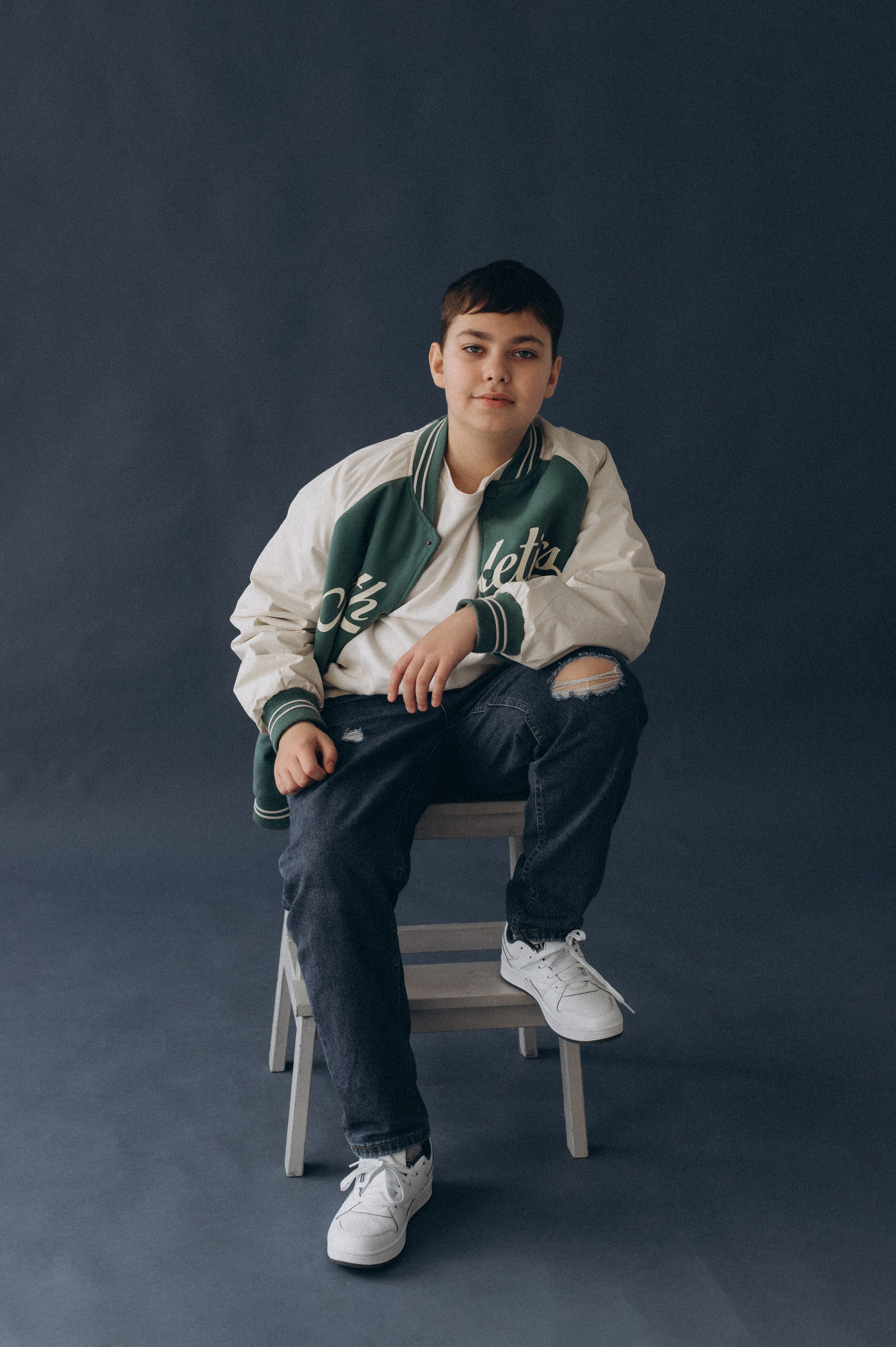 Шкільна фотосесія на віньєтки Тернопіль, шкільні альбоми, фотосесія випускників Тернопіль, випускний альбом, фотограф випускний Тернопіль. Сімейний, дитячий та індивідуальний фотограф в м. Тернопіль, м. Львів