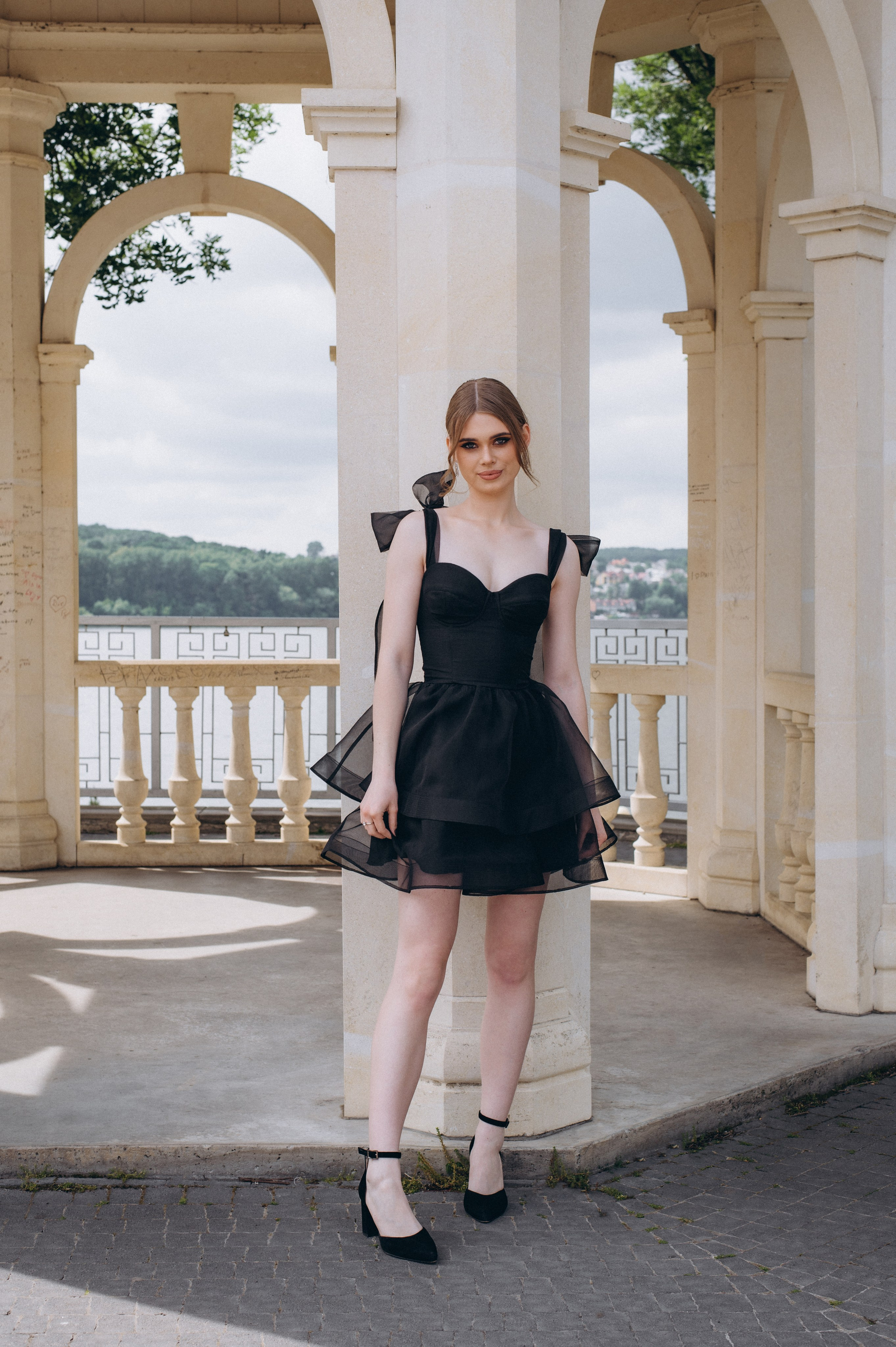 Випускники 2025, фотосесія випускного Тернопіль, фотосесія випускників Тернопіль, зйомка випускного, фотосесія випускного. Сімейний, дитячий та індивідуальний фотограф в м. Тернопіль, м. Львів