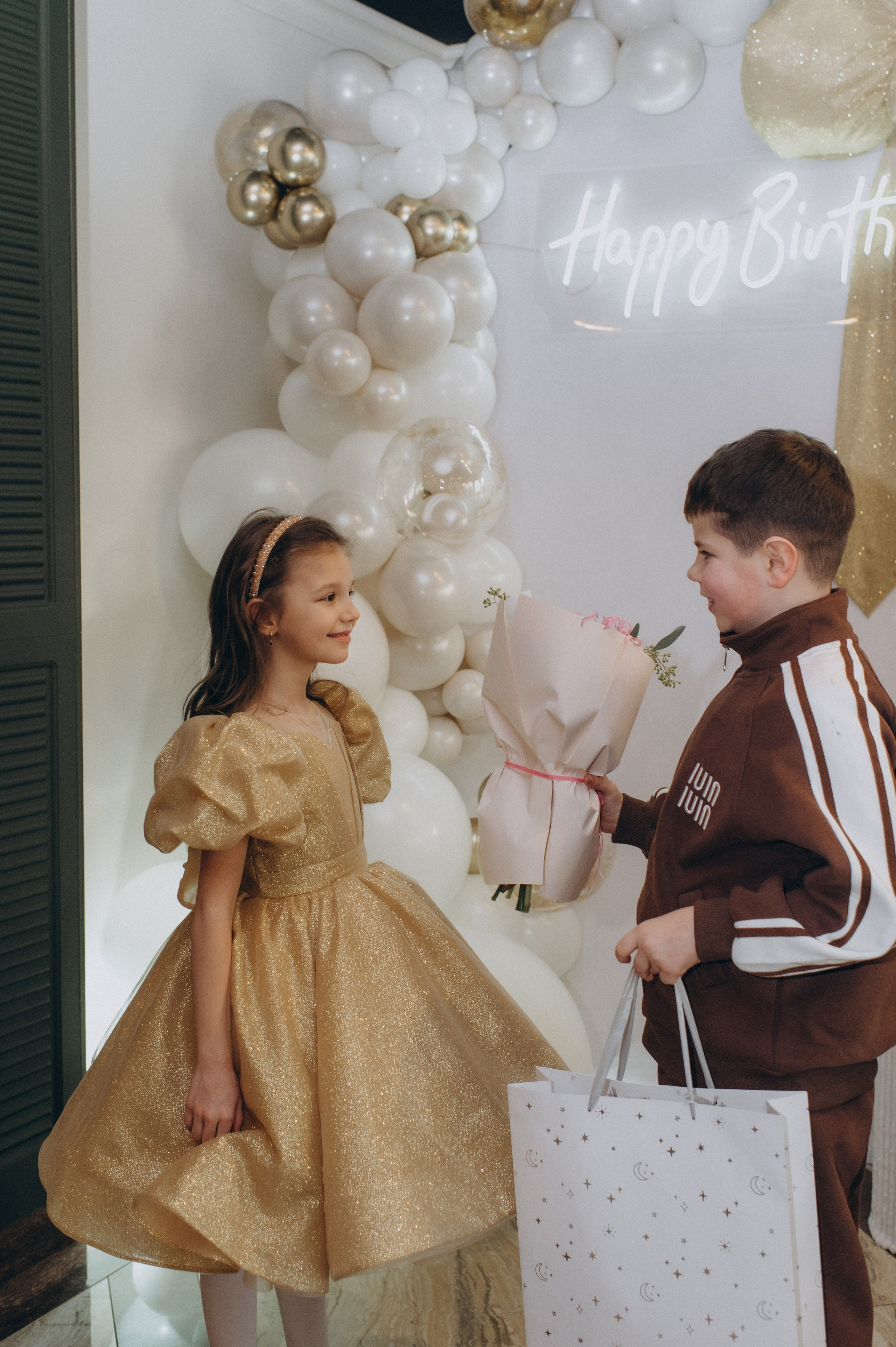 Фотосесія дня народження дитини, зйомка дитячого дня народження, фотосесія дитячого дня народження Тернопіль. Сімейний, дитячий та індивідуальний фотограф в м. Тернопіль, м. Львів