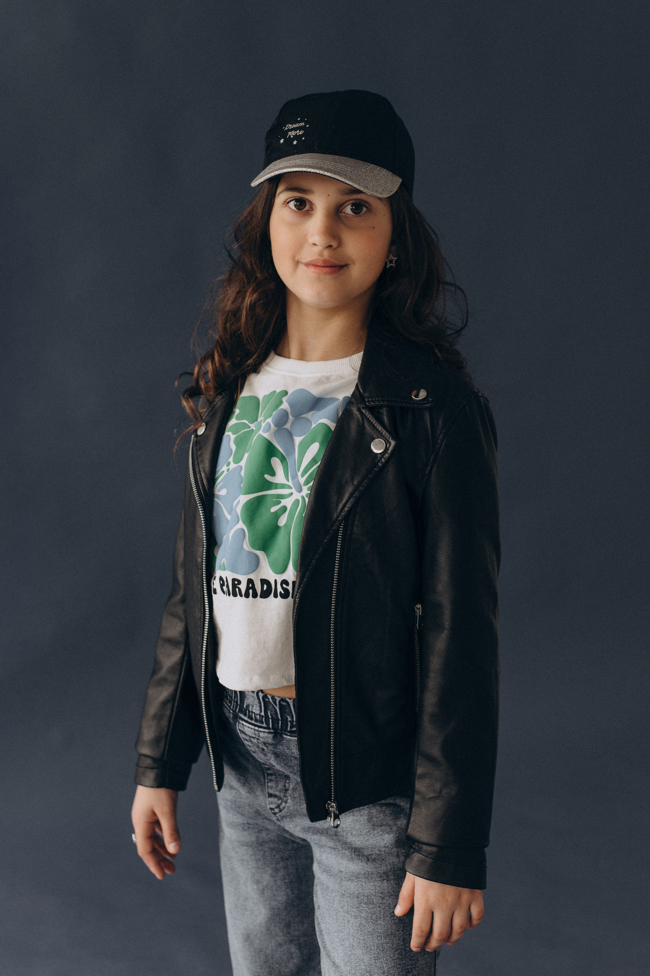 Шкільна фотосесія на віньєтки Тернопіль, шкільні альбоми, фотосесія випускників Тернопіль, випускний альбом, фотограф випускний Тернопіль. Сімейний, дитячий та індивідуальний фотограф в м. Тернопіль, м. Львів