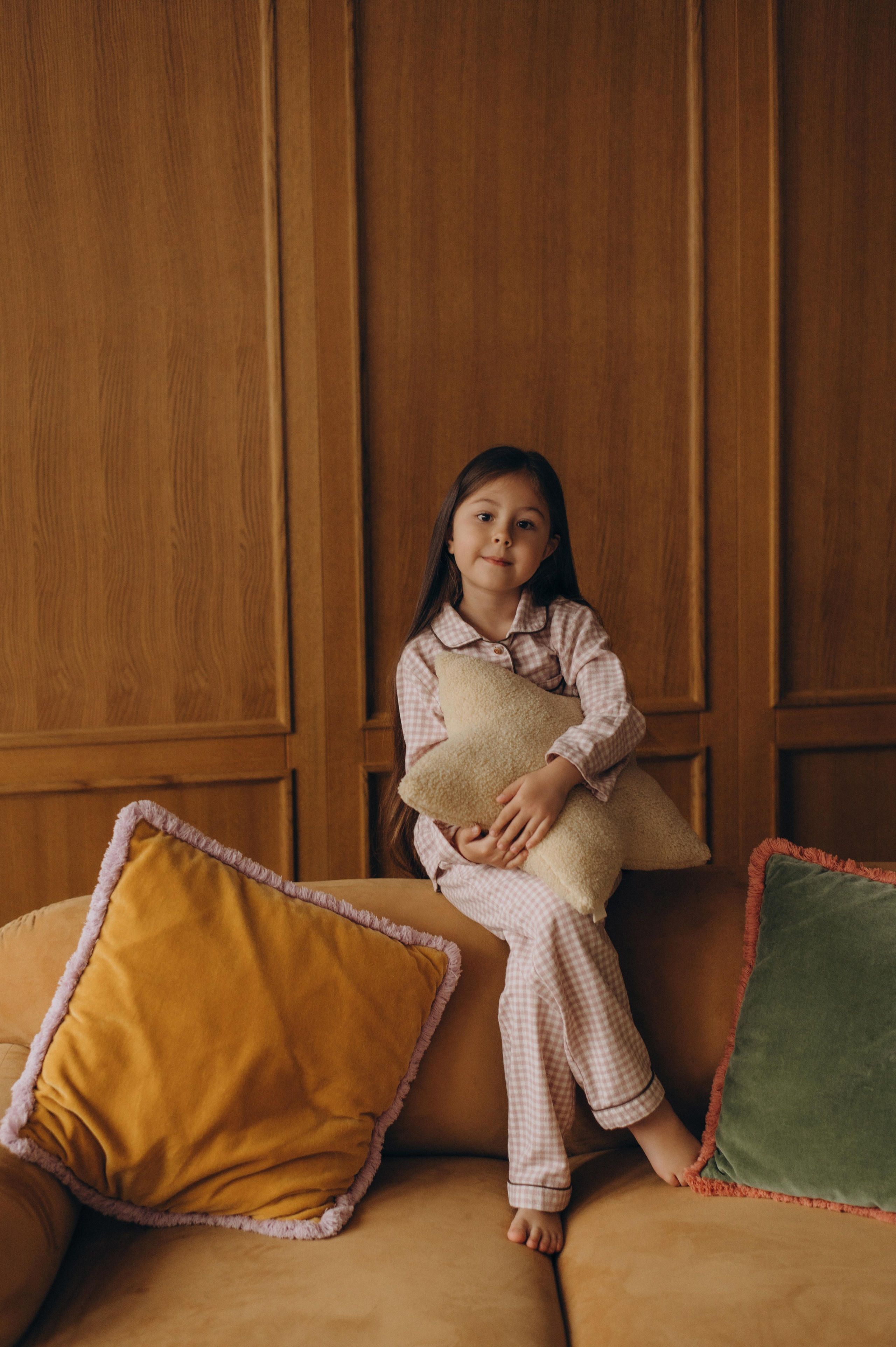 Фотосесія сестричок Тернопіль, зйомка сестрички, сімейний фотограф Тернопіль, портретний фотограф Тернопіль, фотосесія дітей. Сімейний, дитячий та індивідуальний фотограф в м. Тернопіль, м. Львів