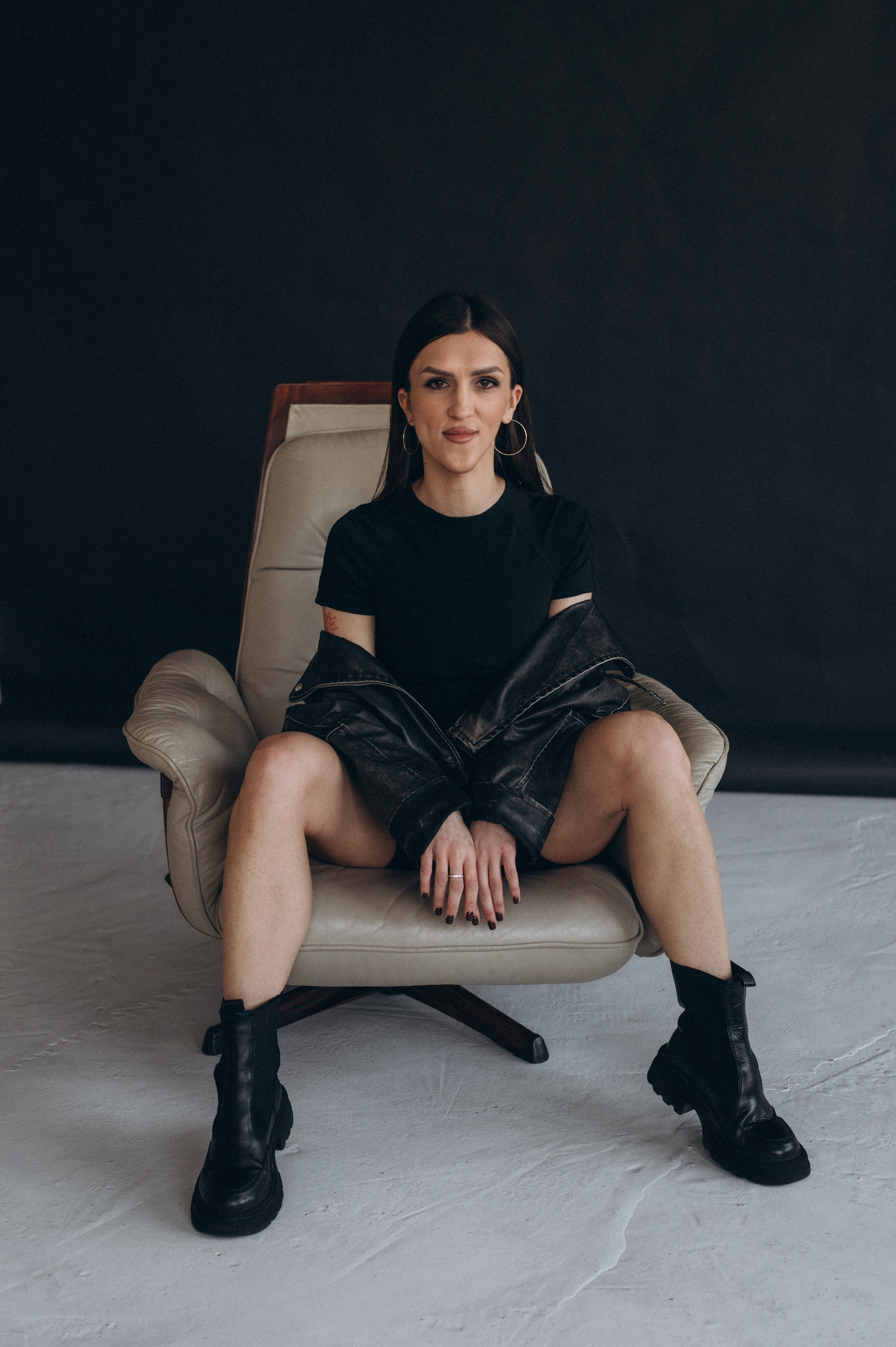 Індивідуальна фотосесія Тернопіль, студійна зйомка Львів, портретний фотограф Тернопіль. Сімейний, дитячий та індивідуальний фотограф в м. Тернопіль, м. Львів