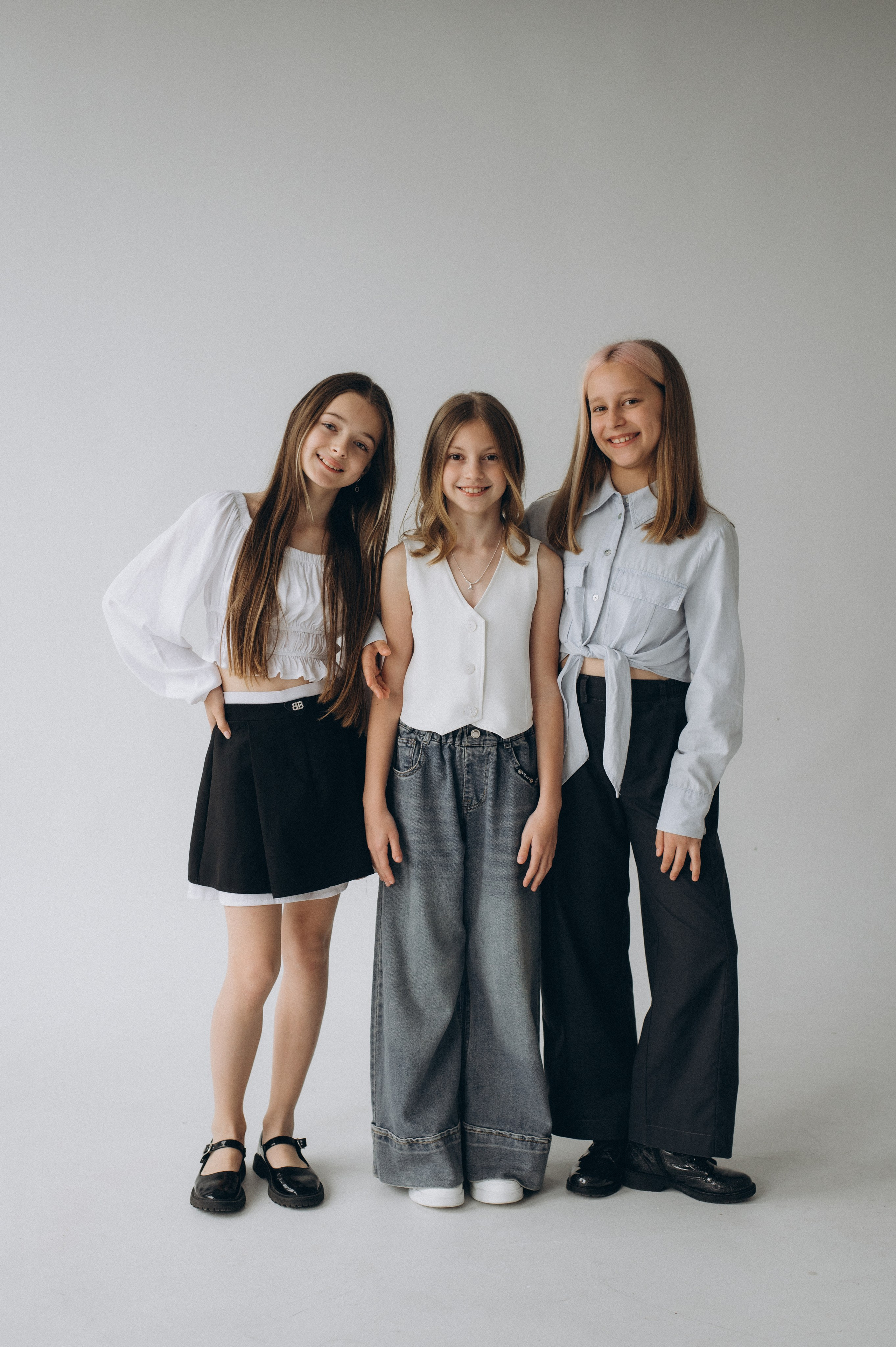 Шкільна фотосесія на віньєтки Тернопіль, фотосесія випускників Тернопіль, зйомка на віньєтки, шкільні фотоальбоми Тернопіль. Сімейний, дитячий та індивідуальний фотограф в м. Тернопіль, м. Львів