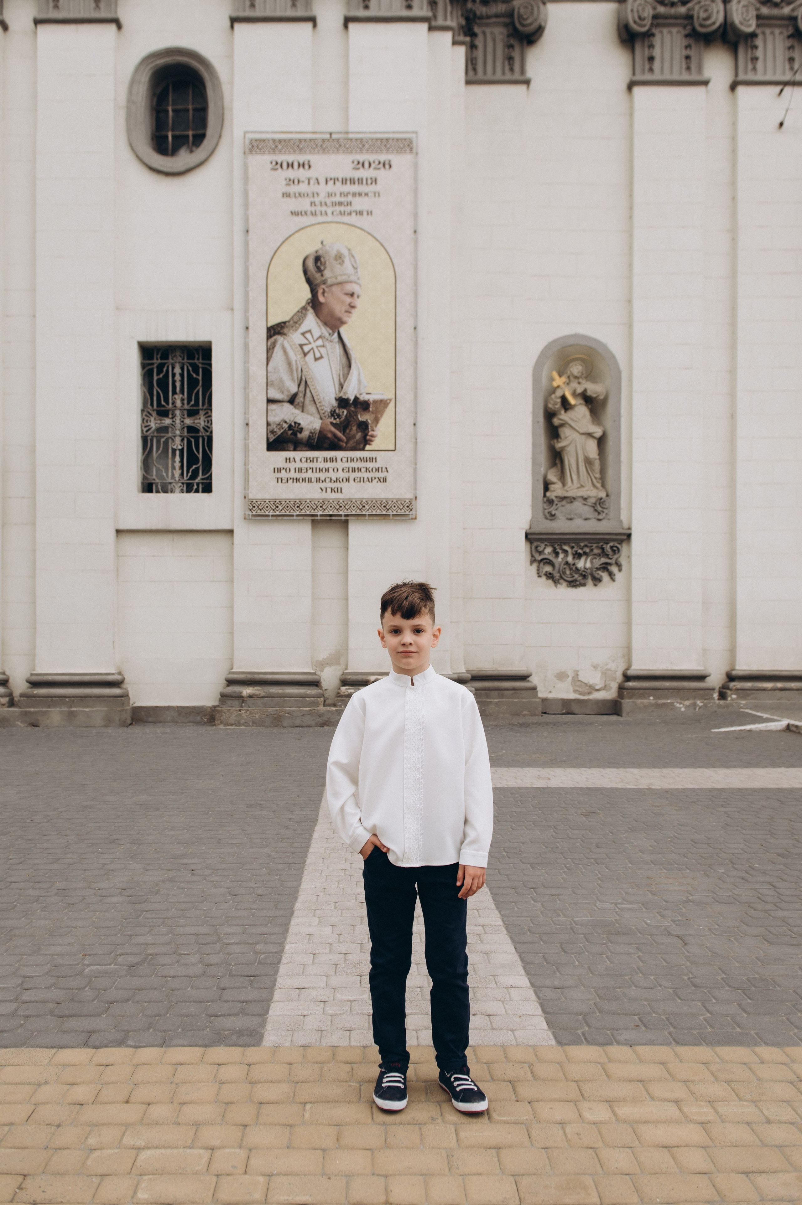 Фотосесія Першого Причастя Тернопіль, фотосесія Причастя Тернопіль, Таїнство Першого Причастя Тернопіль, Катедра Причастя Тернопіль. Сімейний, дитячий та індивідуальний фотограф в м. Тернопіль, м. Львів