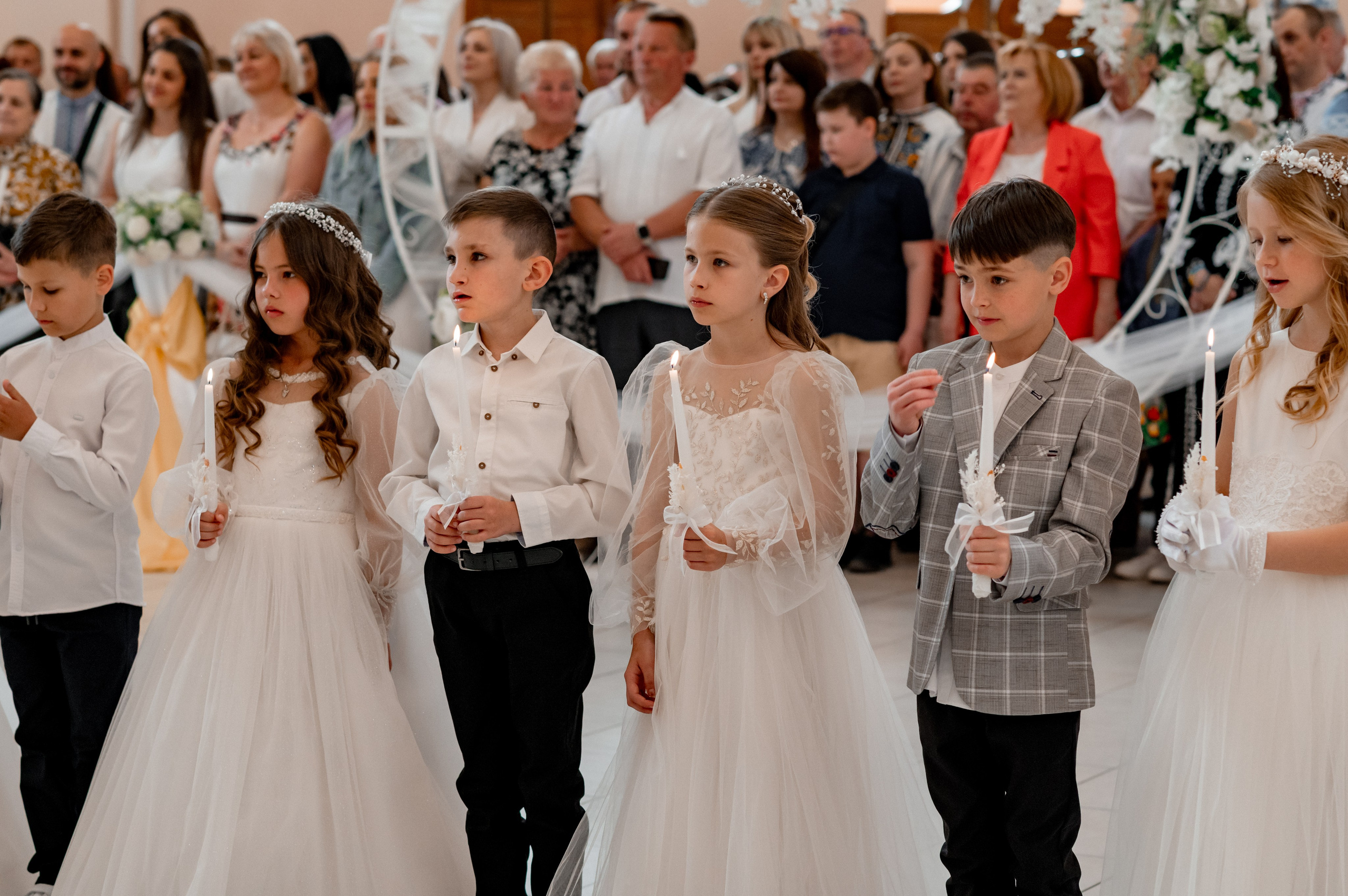 Фотосесія Першого Причастя Тернопіль, зйомка Причастя Тернопіль, Таїнство Першого Причастя Тернопіль, Катедра Причастя Тернопіль. Сімейний, дитячий та індивідуальний фотограф в м. Тернопіль, м. Львів