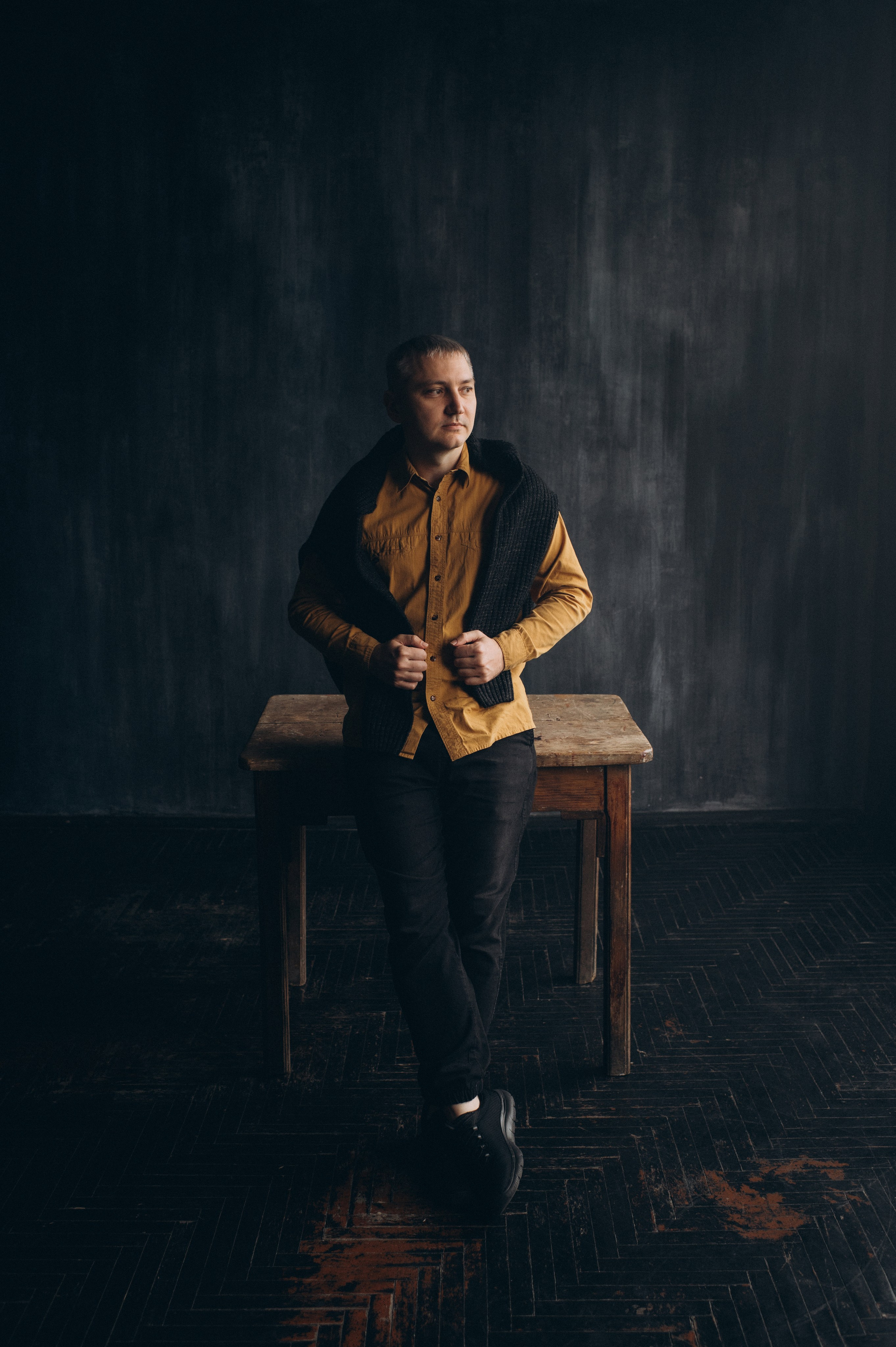 Портретна фотосесія чоловіків, чоловічий портрет, індивідуальна фотосесія Тернопіль, портретний фотограф Тернопіль. Сімейний, дитячий та індивідуальний фотограф в м. Тернопіль, м. Львів