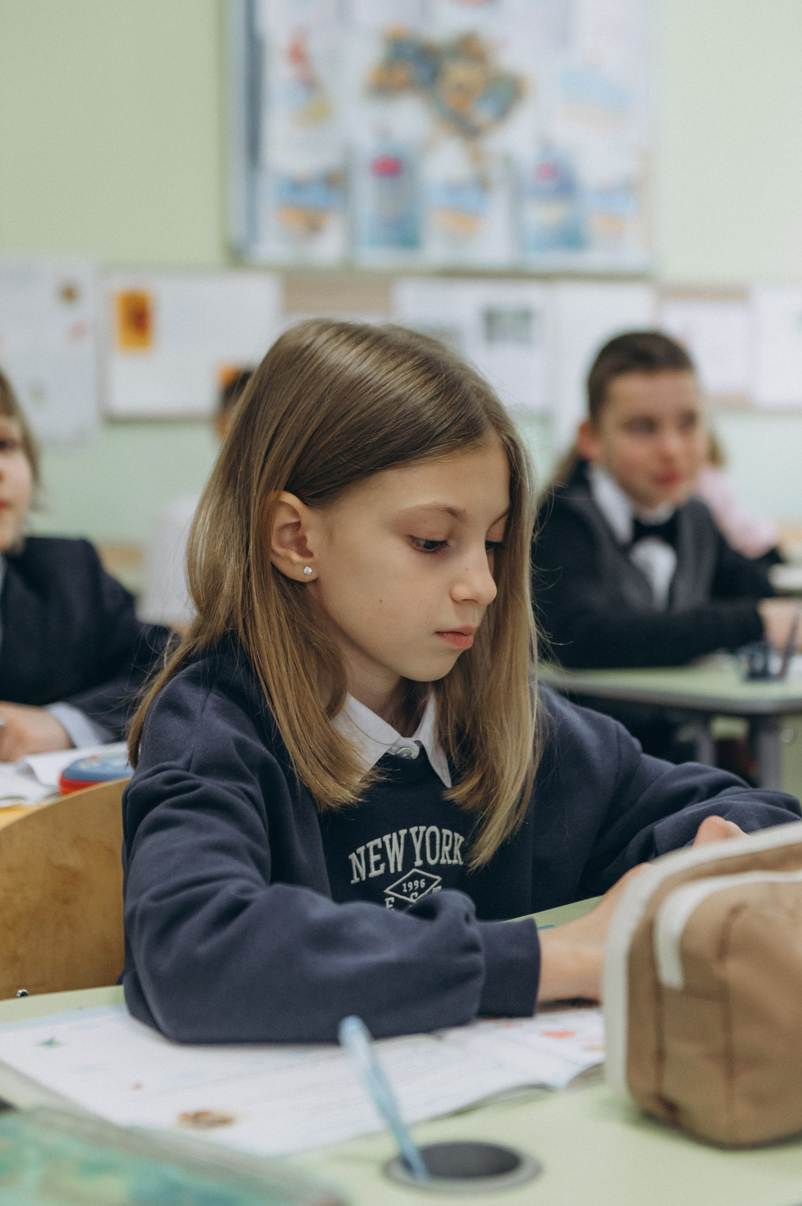 Шкільна фотосесія на віньєтки Тернопіль, фотосесія випускників Тернопіль, зйомка на віньєтки, шкільні фотоальбоми Тернопіль. Сімейний, дитячий та індивідуальний фотограф в м. Тернопіль, м. Львів