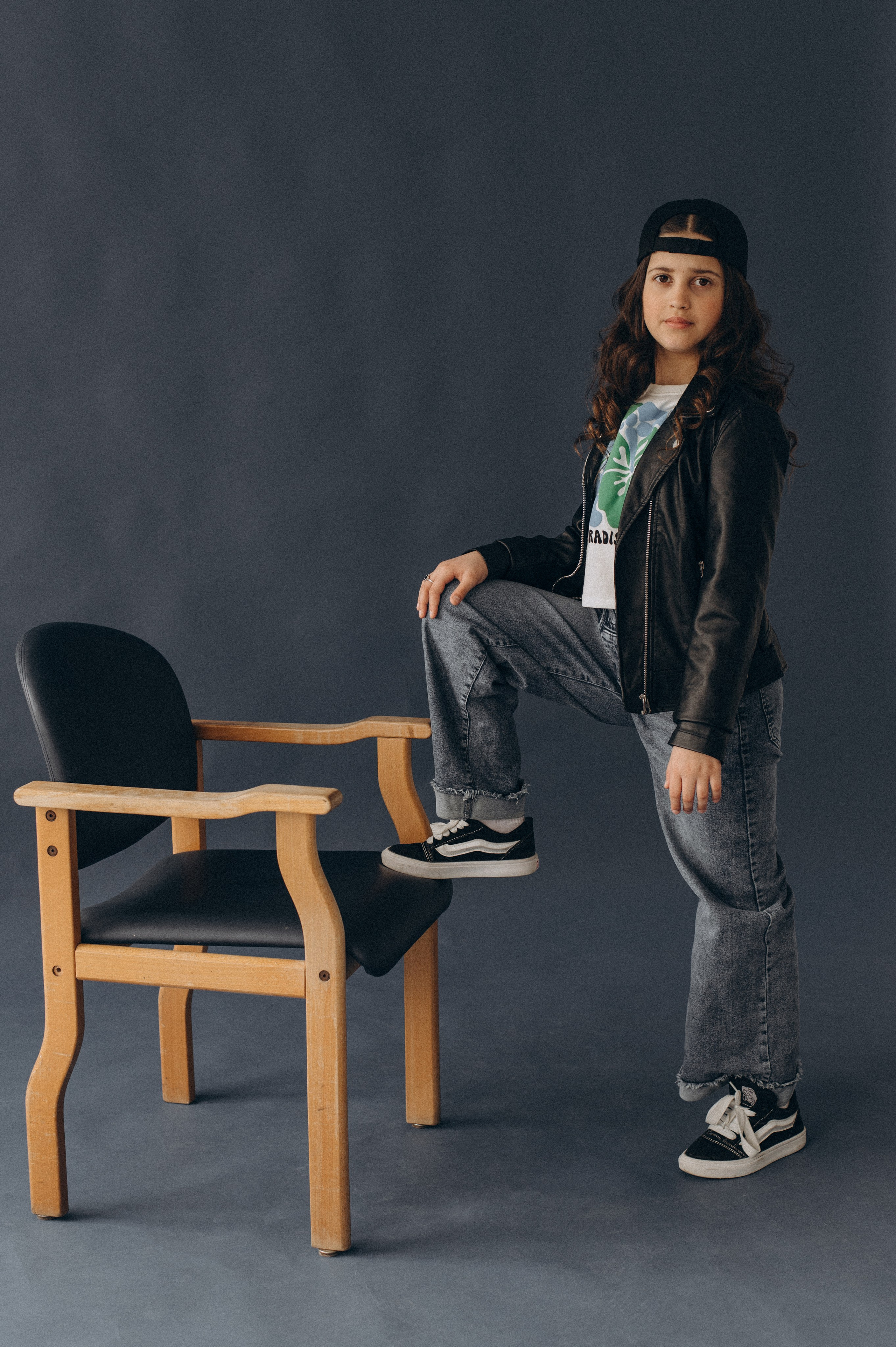 Шкільна фотосесія на віньєтки Тернопіль, шкільні альбоми, фотосесія випускників Тернопіль, випускний альбом, фотограф випускний Тернопіль. Сімейний, дитячий та індивідуальний фотограф в м. Тернопіль, м. Львів