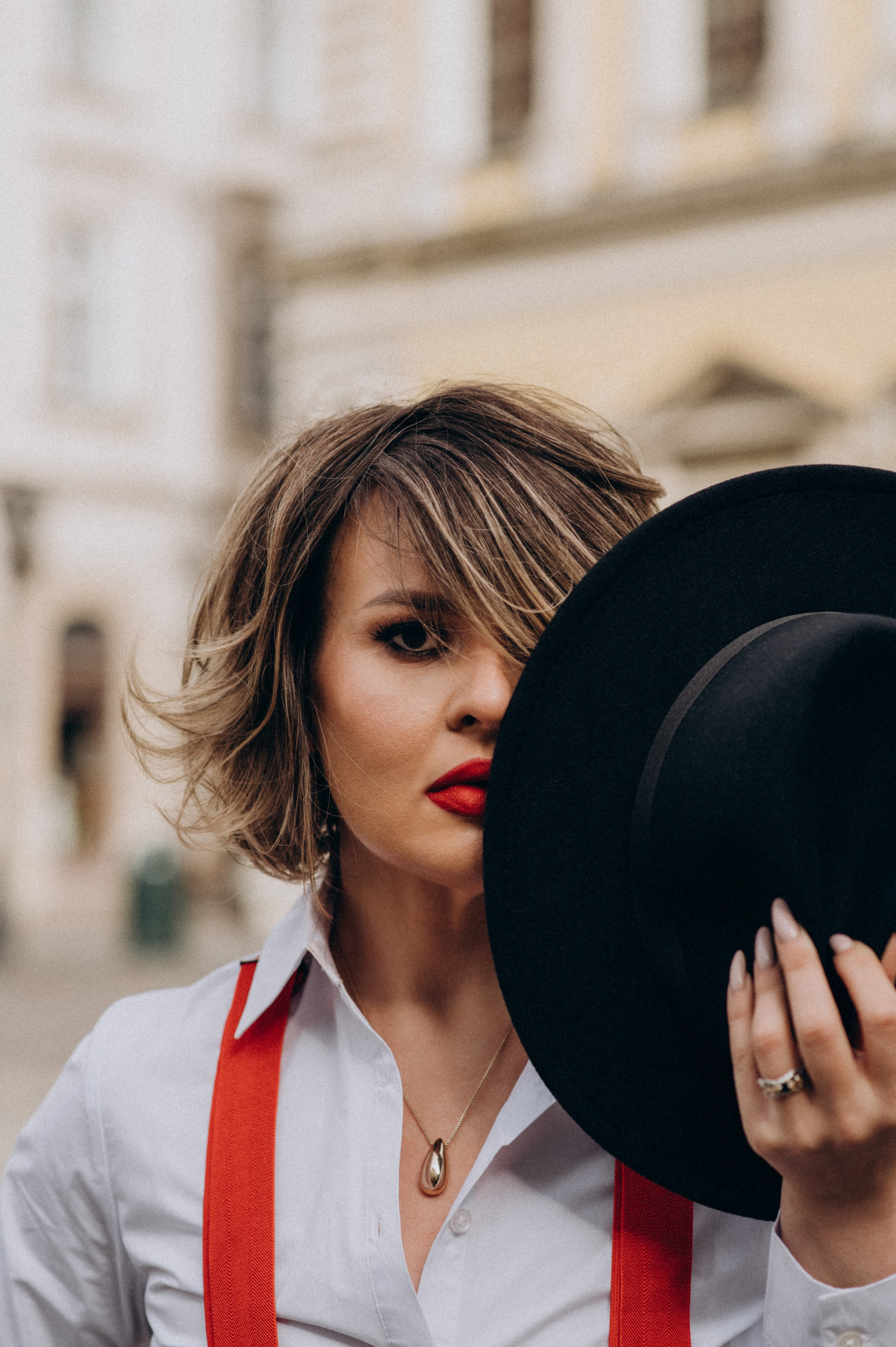 Фотосесія у м Львів індивідуальна вулична зйомка. Сімейний, дитячий та індивідуальний фотограф в м. Тернопіль, м. Львів