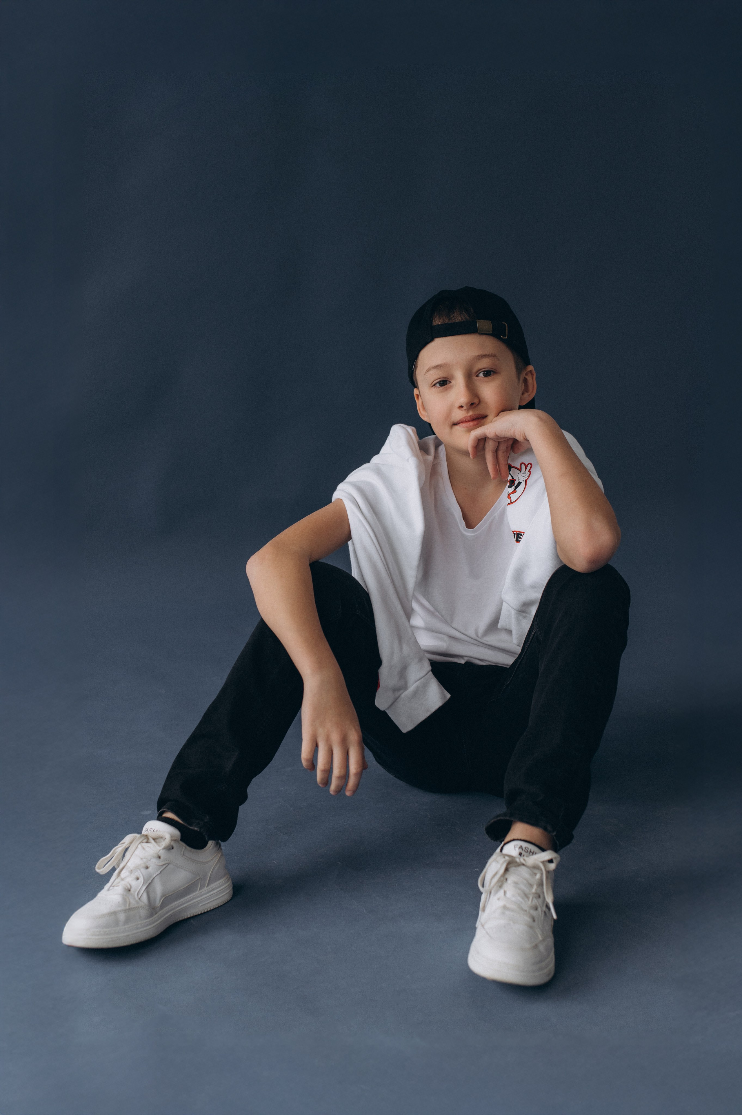 Шкільна фотосесія на віньєтки Тернопіль, шкільні альбоми, фотосесія випускників Тернопіль, випускний альбом, фотограф випускний Тернопіль. Сімейний, дитячий та індивідуальний фотограф в м. Тернопіль, м. Львів