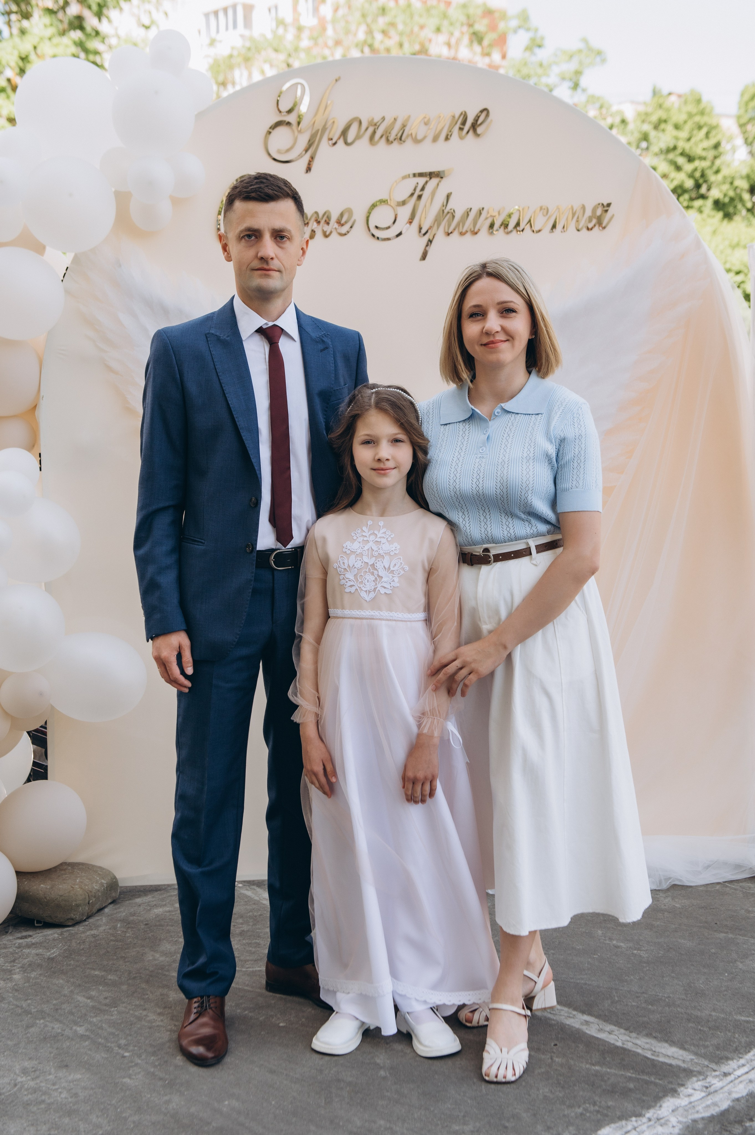 Фотосесія Причастя Тернопіль церква Св Михаїла, фотограф на Причастя Тернопіль, фотосесія Літургії Причастя Тернопіль. Сімейний, дитячий та індивідуальний фотограф в м. Тернопіль, м. Львів