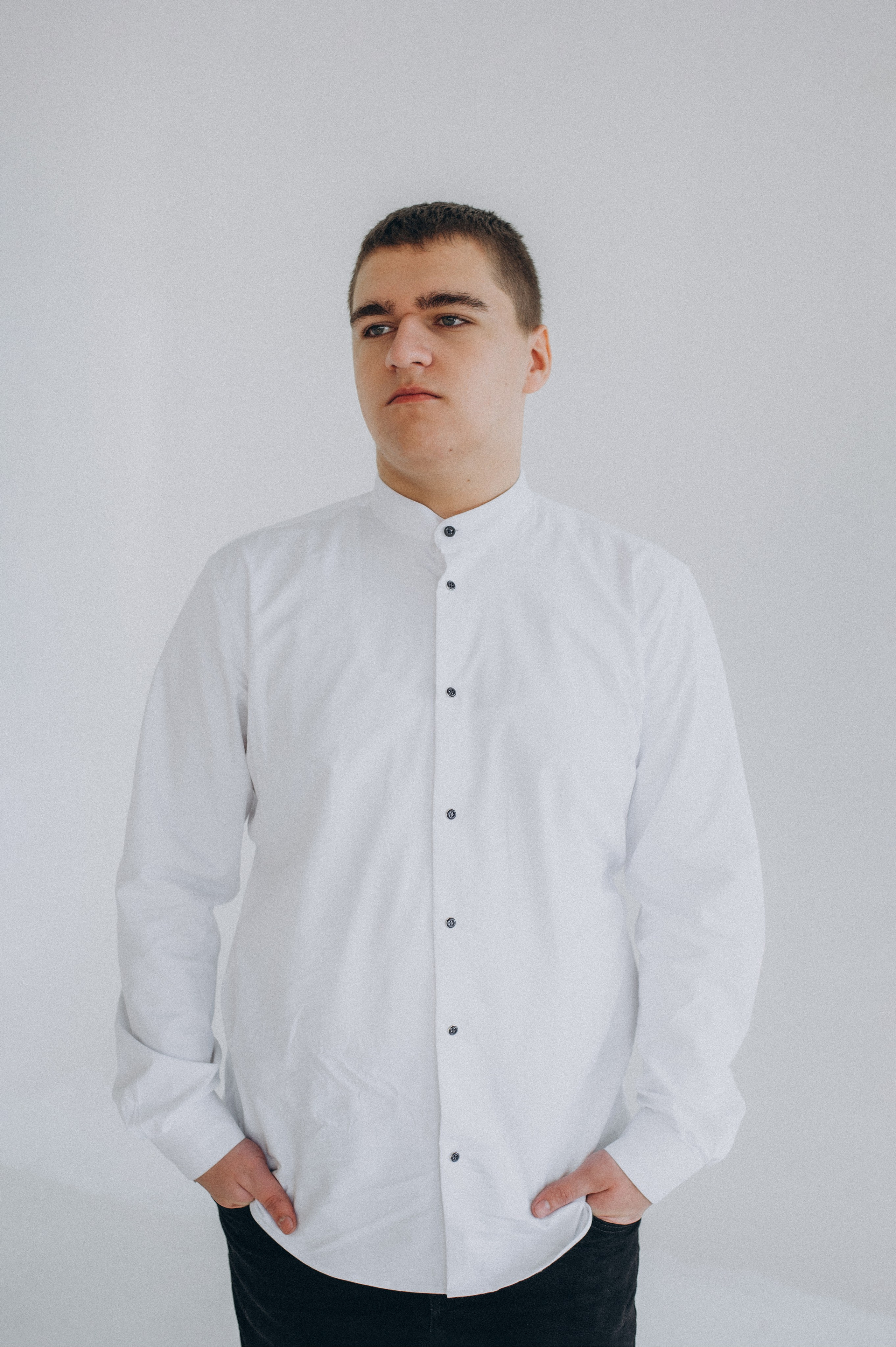 Фотосесія випускників, фотосесія на віньєтки Тернопіль, випускники Тернопіль, випуск 2025. Сімейний, дитячий та індивідуальний фотограф в м. Тернопіль, м. Львів