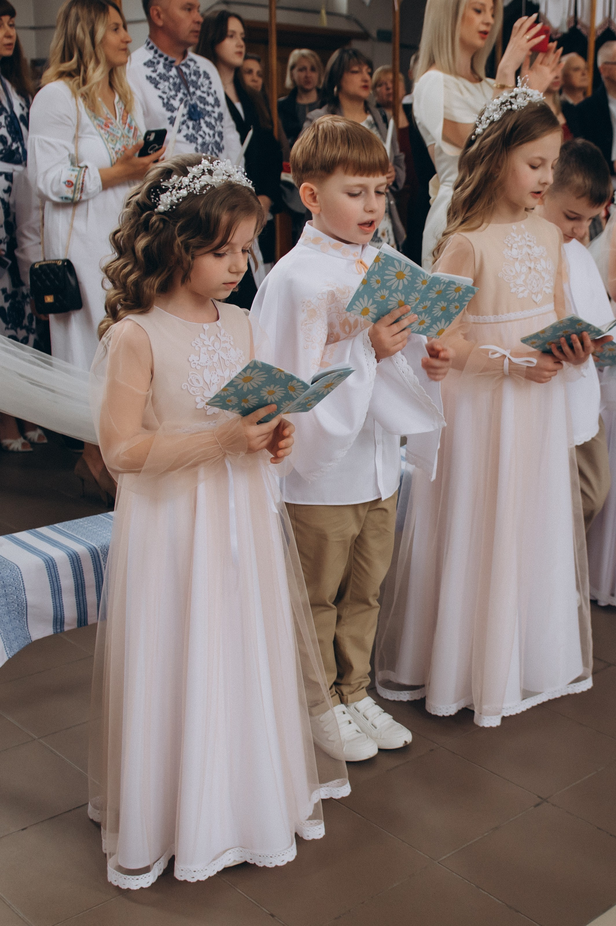 Фотосесія Причастя Тернопіль, зйомка Причастя, фотограф на Причастя Тернопіль, Причастя Львів, Причастя церква Михаїла Тернопіль. Сімейний, дитячий та індивідуальний фотограф в м. Тернопіль, м. Львів