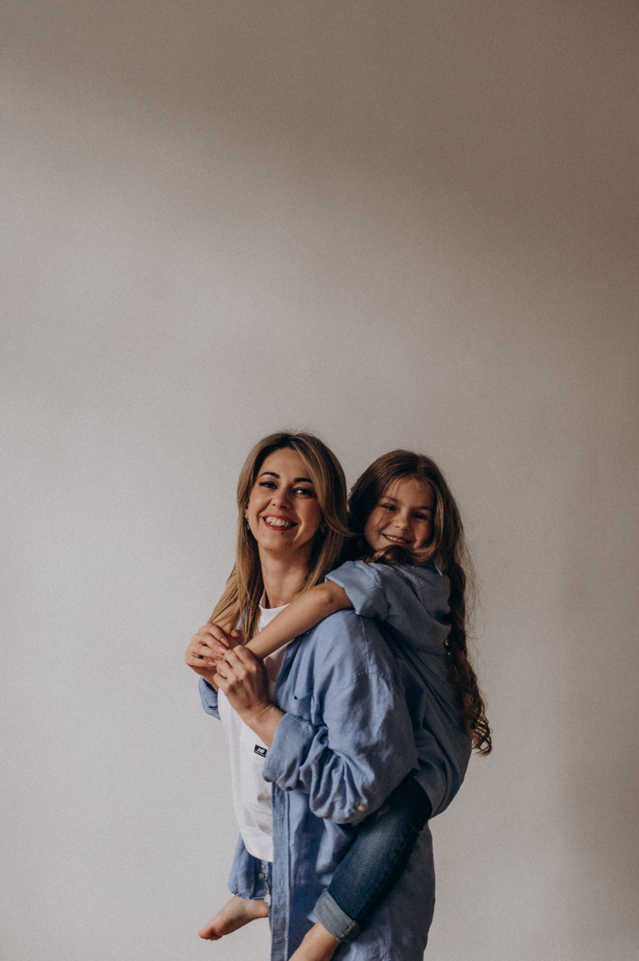 Індивідуальна фотосесія у студії, фотосесія дітей. Сімейний, дитячий та індивідуальний фотограф в м. Тернопіль, м. Львів