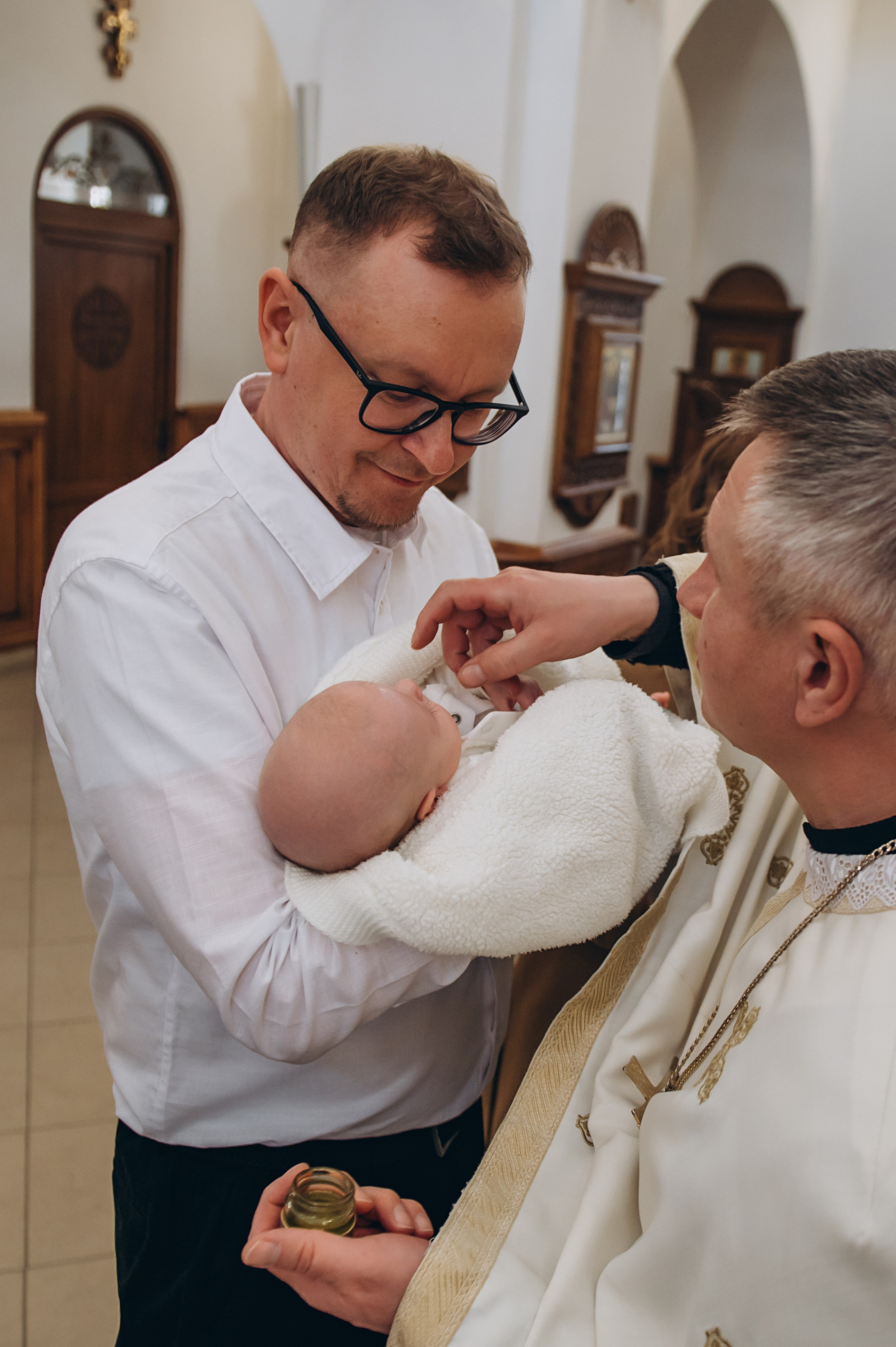 Фотосесія Хрещення Тернопіль, зйомка Хрестин Тернопіль, Храм Різдва Пресвятої Богородиці УГКЦ Тернопіль. Сімейний, дитячий та індивідуальний фотограф в м. Тернопіль, м. Львів