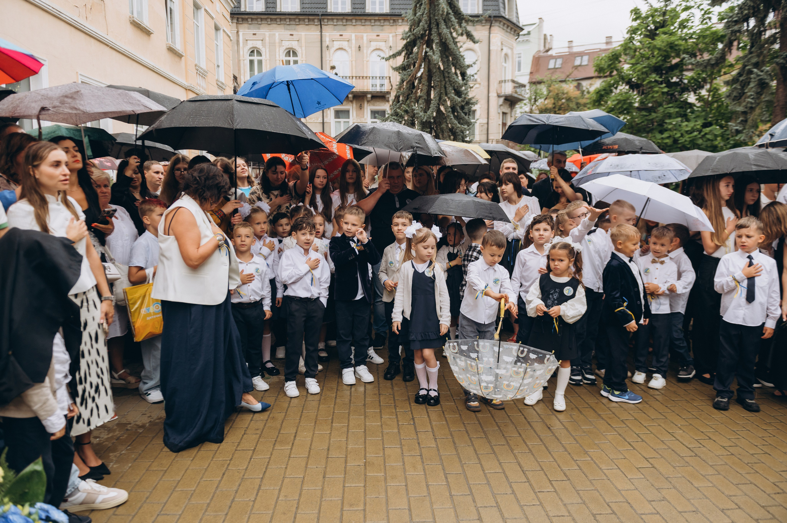 Перший дзвоник у Тернополі, фотосесія першокласників
