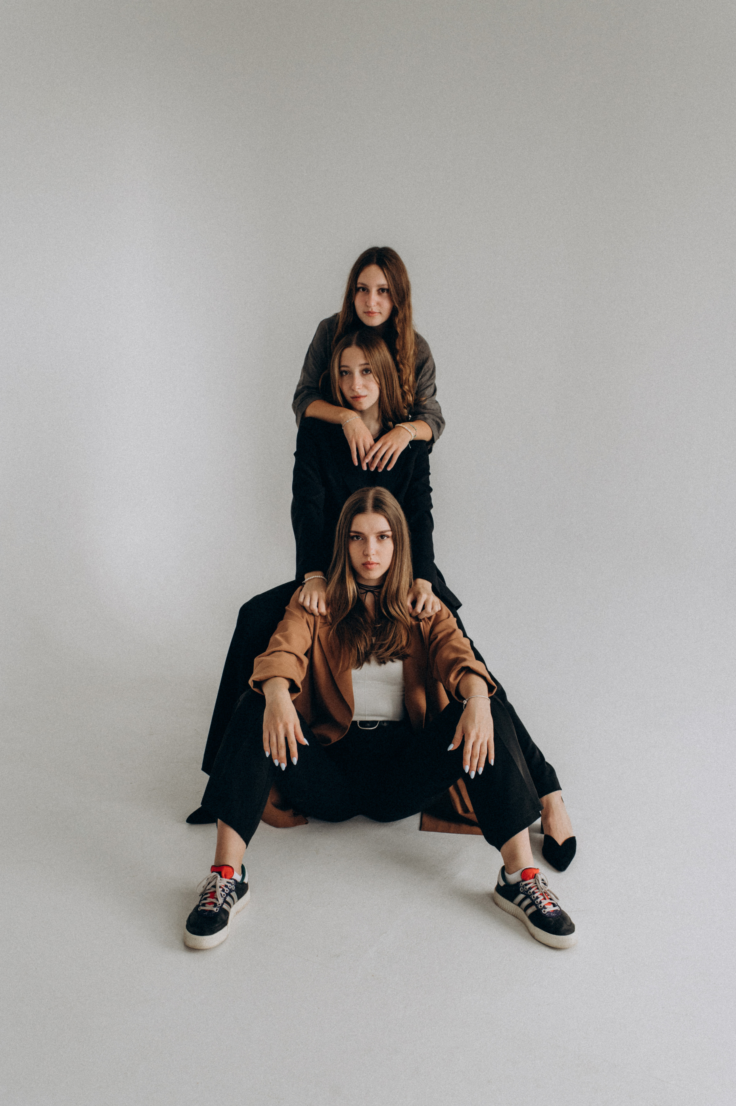 Фотосесія на віньєтки, фотосесія випускників, шкільна фотосесія. Сімейний, дитячий та індивідуальний фотограф в м. Тернопіль, м. Львів