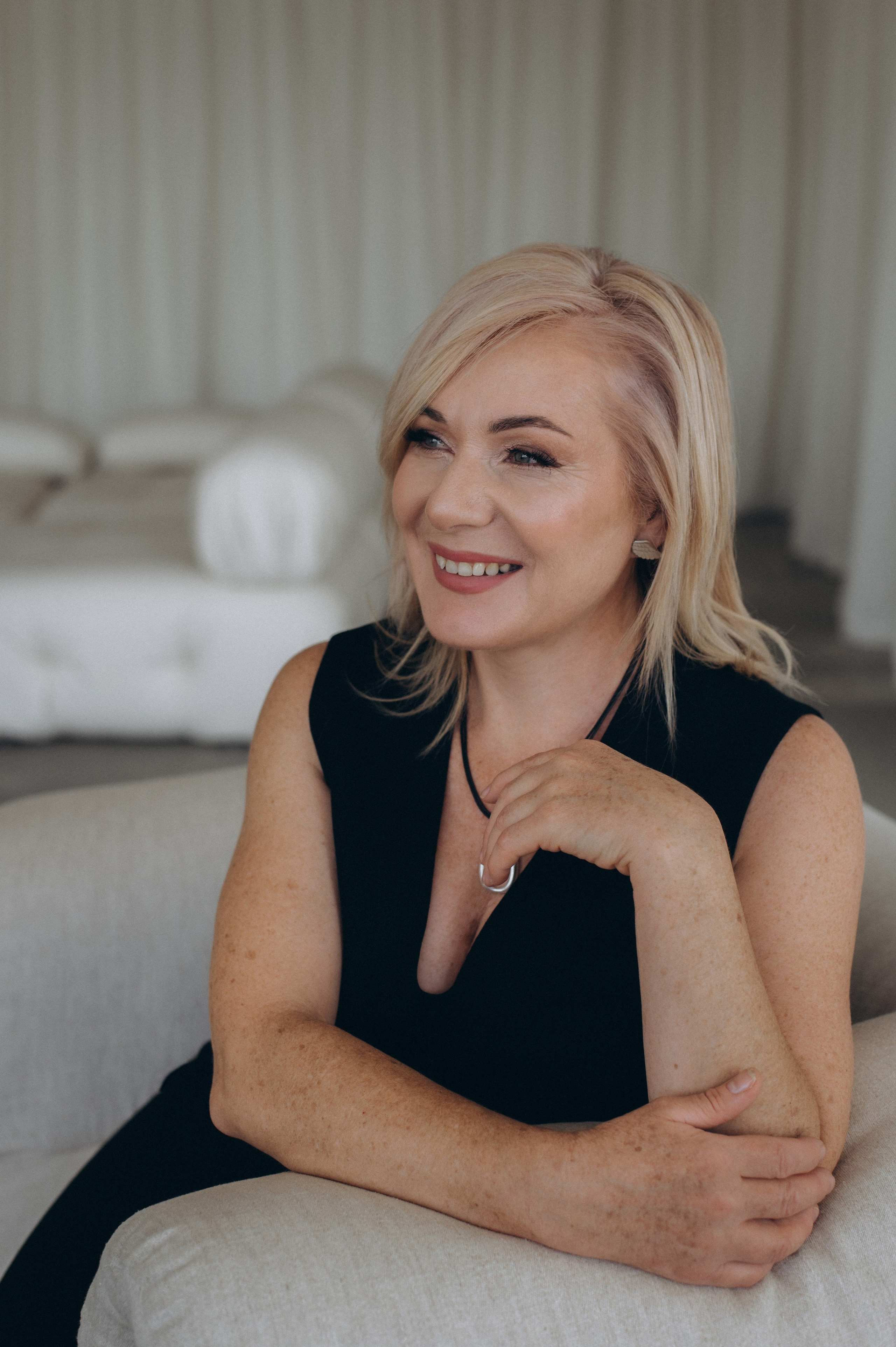 Індивідуальна фотосесія у студії Тернопіль, портретна зйомка Тернопіль, портретний фотограф Львів Тернопіль. Сімейний, дитячий та індивідуальний фотограф в м. Тернопіль, м. Львів