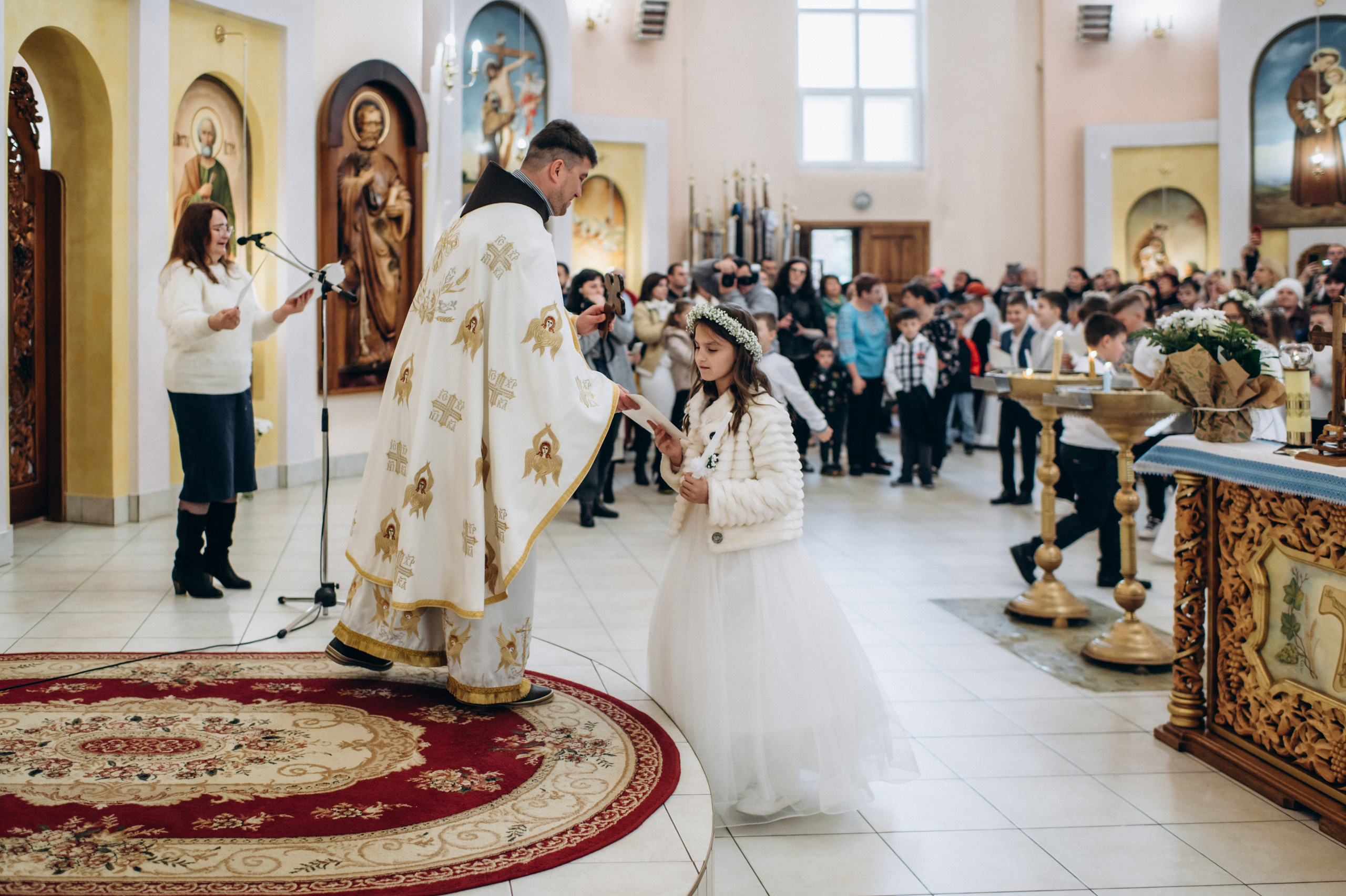 Фотосесія Першого Причастя Тернопіль, зйомка Причастя Тернопіль, Таїнство Першого Причастя Тернопіль, Катедра Причастя Тернопіль. Сімейний, дитячий та індивідуальний фотограф в м. Тернопіль, м. Львів