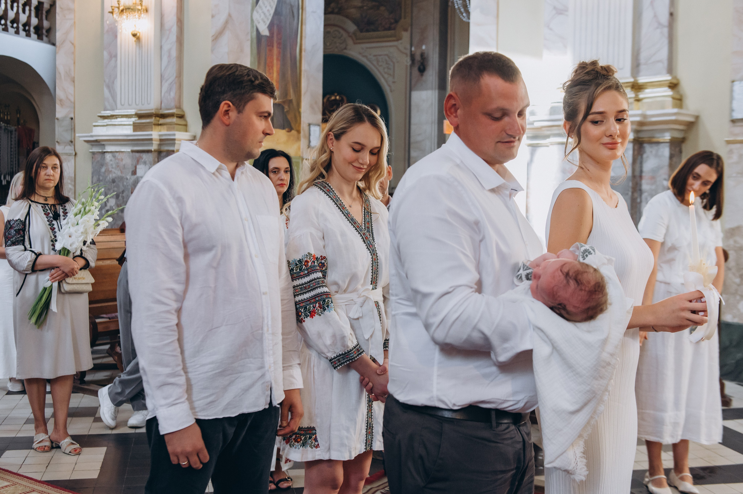 Фотосесія Хрещення Тернопіль, фотосесія хрестин Тернопіль, Катедра Тернопіль, фотосесія хрещення катедра. Сімейний, дитячий та індивідуальний фотограф в м. Тернопіль, м. Львів