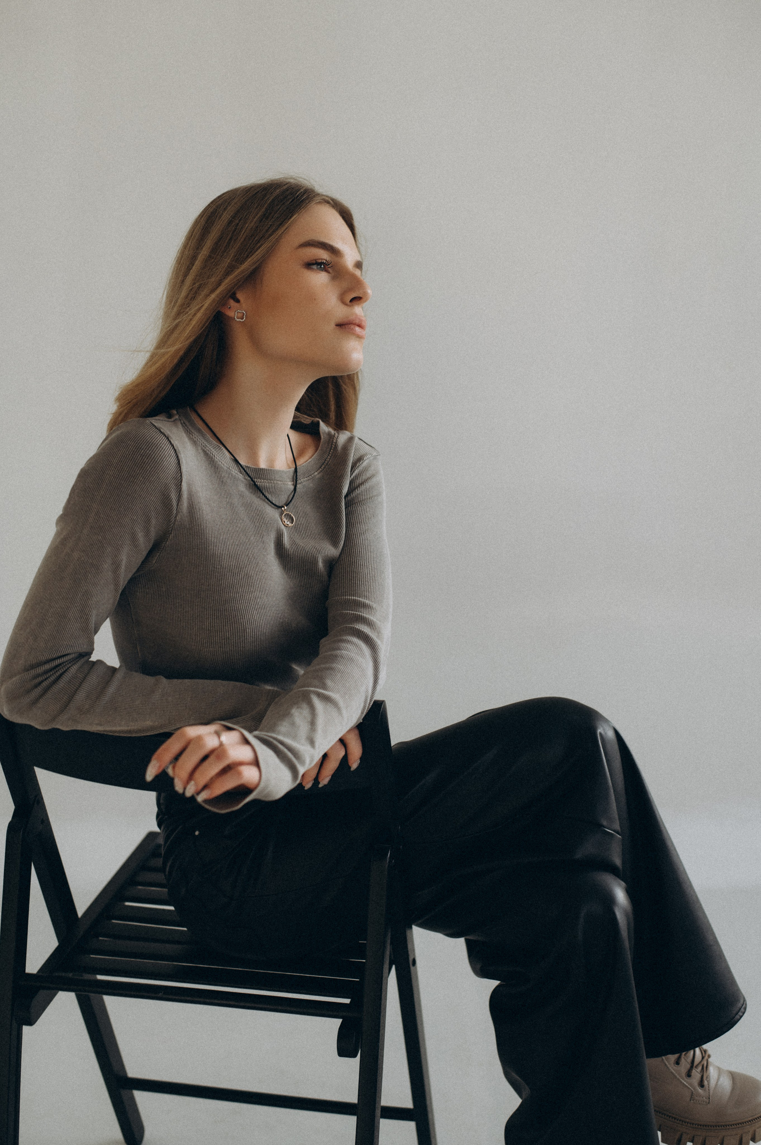 Фотосесія випускників, фотосесія на віньєтки Тернопіль, випускники Тернопіль, випуск 2025. Сімейний, дитячий та індивідуальний фотограф в м. Тернопіль, м. Львів