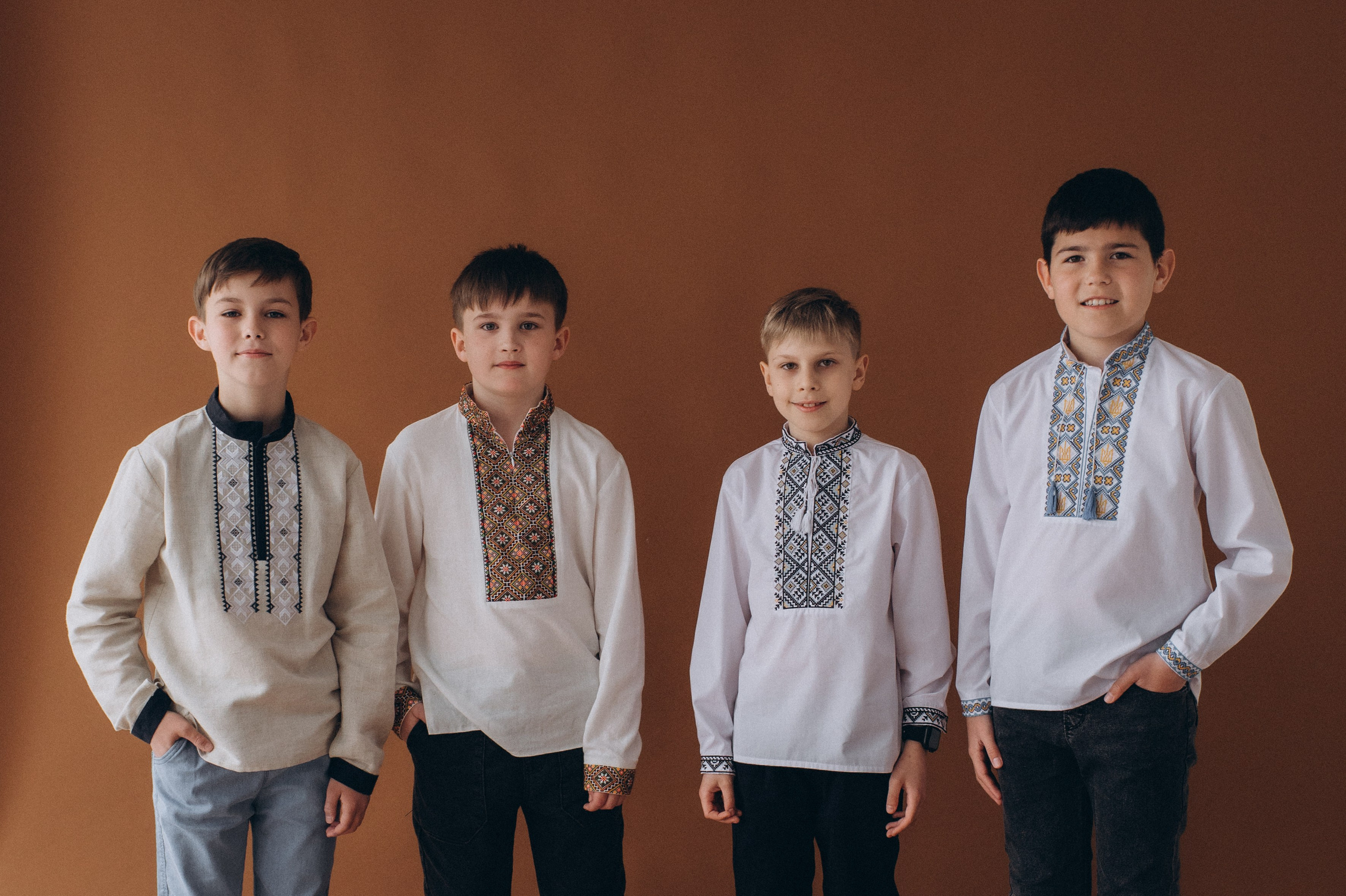 Шкільна фотосесія на віньєтки Тернопіль, фотосесія випускників Тернопіль, зйомка на віньєтки, шкільні фотоальбоми Тернопіль. Сімейний, дитячий та індивідуальний фотограф в м. Тернопіль, м. Львів