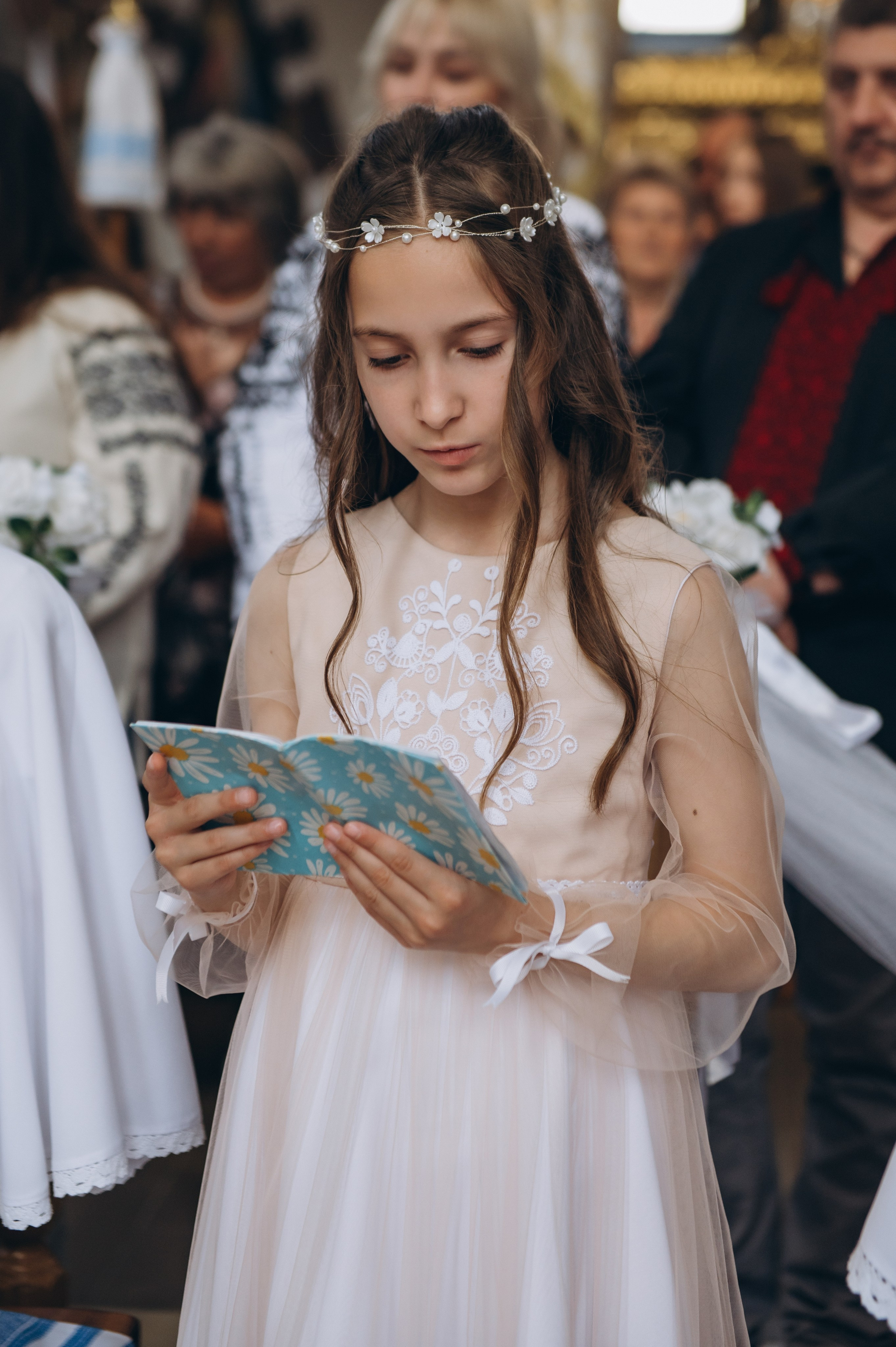 Фотосесія Причастя Тернопіль церква Св Михаїла, фотограф на Причастя Тернопіль, фотосесія Літургії Причастя Тернопіль. Сімейний, дитячий та індивідуальний фотограф в м. Тернопіль, м. Львів