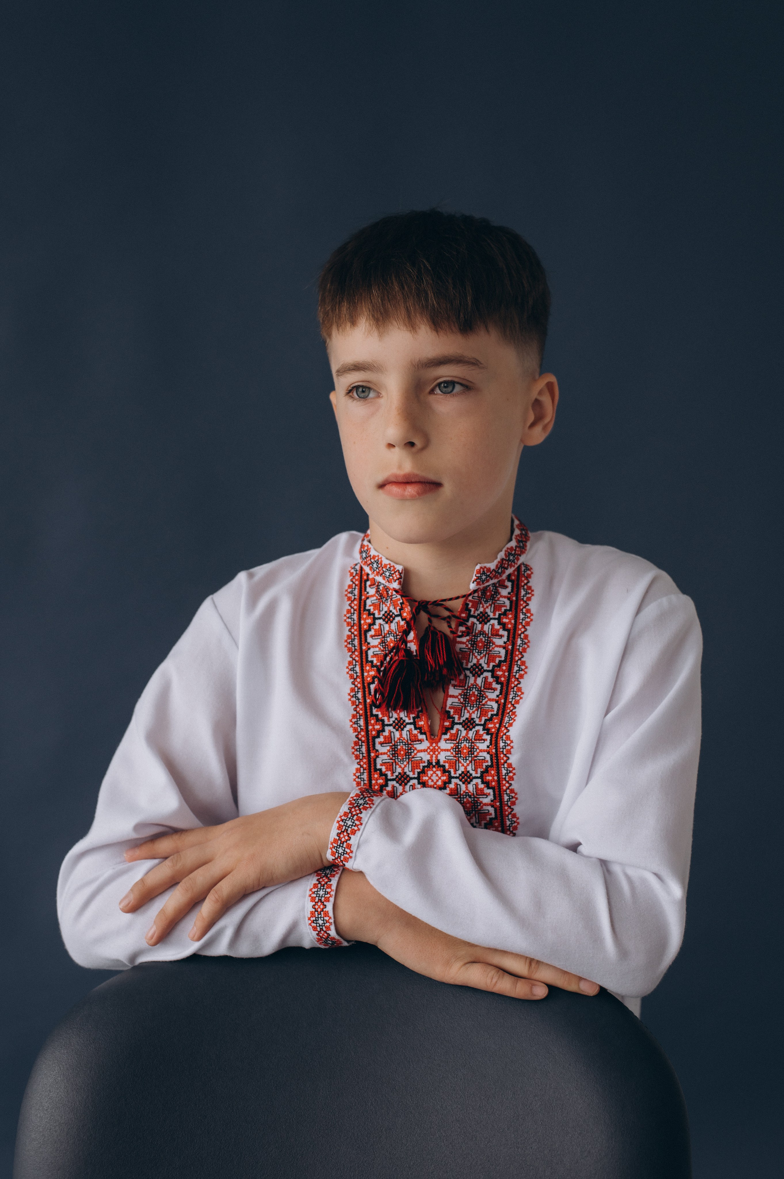 Шкільна фотосесія на віньєтки Тернопіль, фотосесія випускників Тернопіль, зйомка на віньєтки, шкільні фотоальбоми Тернопіль. Сімейний, дитячий та індивідуальний фотограф в м. Тернопіль, м. Львів