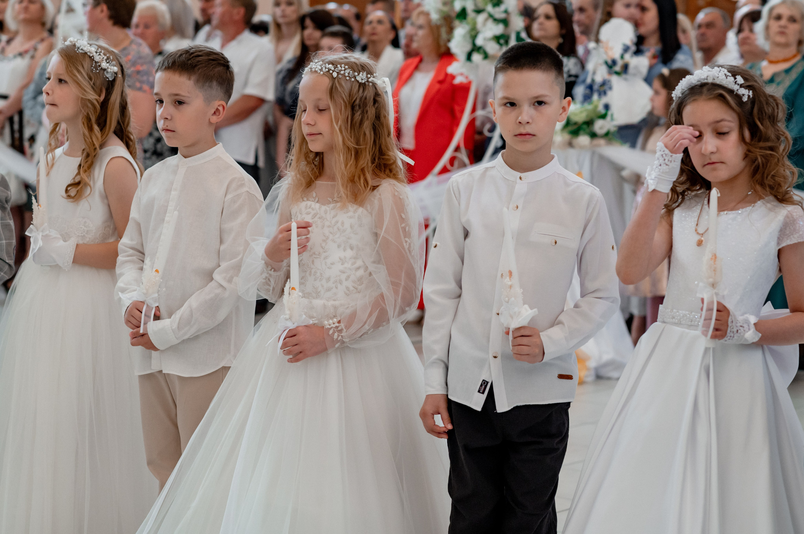 Фотосесія Першого Причастя Тернопіль, зйомка Причастя Тернопіль, Таїнство Першого Причастя Тернопіль, Катедра Причастя Тернопіль. Сімейний, дитячий та індивідуальний фотограф в м. Тернопіль, м. Львів