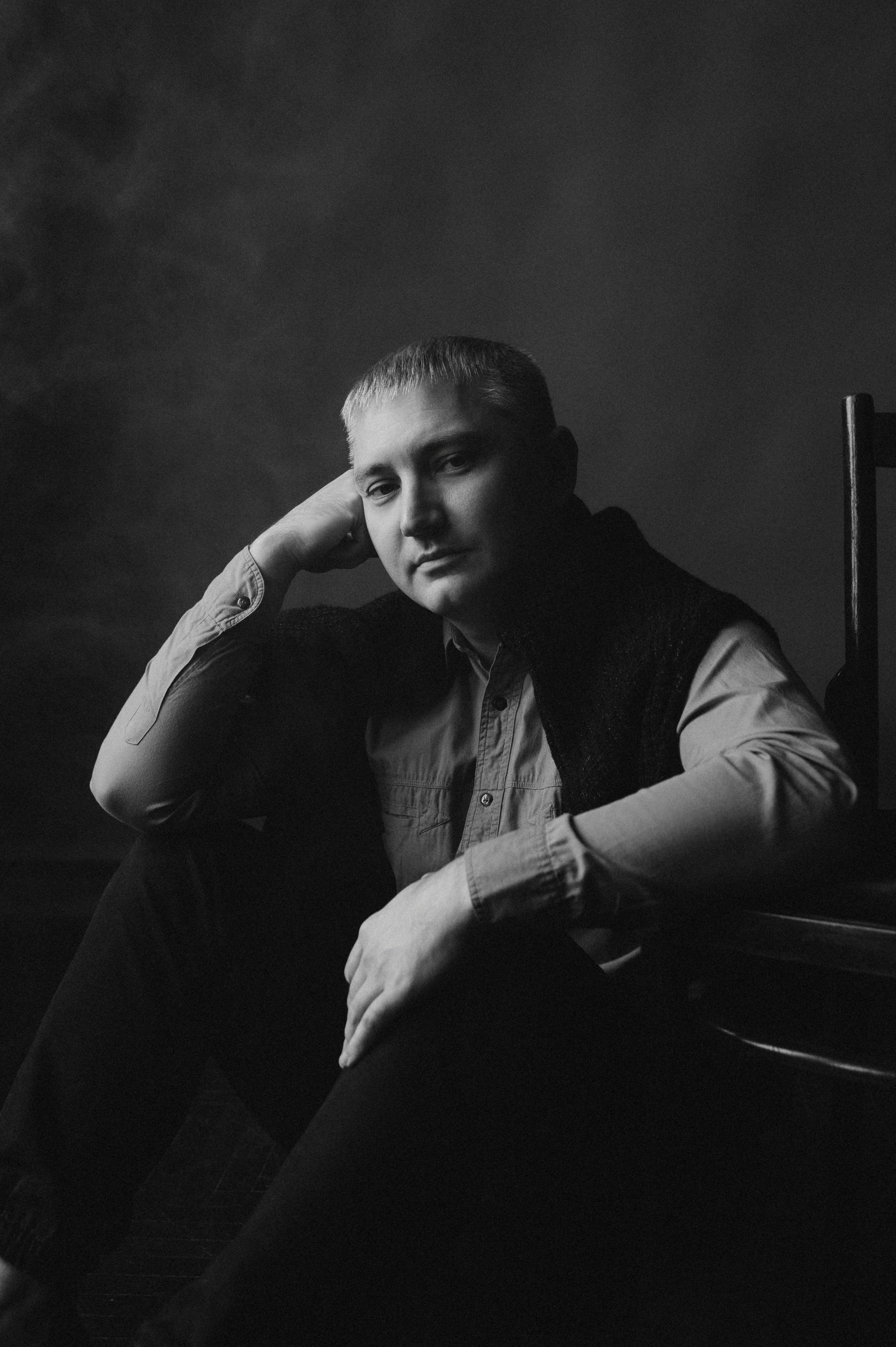 Портретна фотосесія чоловіків, чоловічий портрет, індивідуальна фотосесія Тернопіль, портретний фотограф Тернопіль. Сімейний, дитячий та індивідуальний фотограф в м. Тернопіль, м. Львів