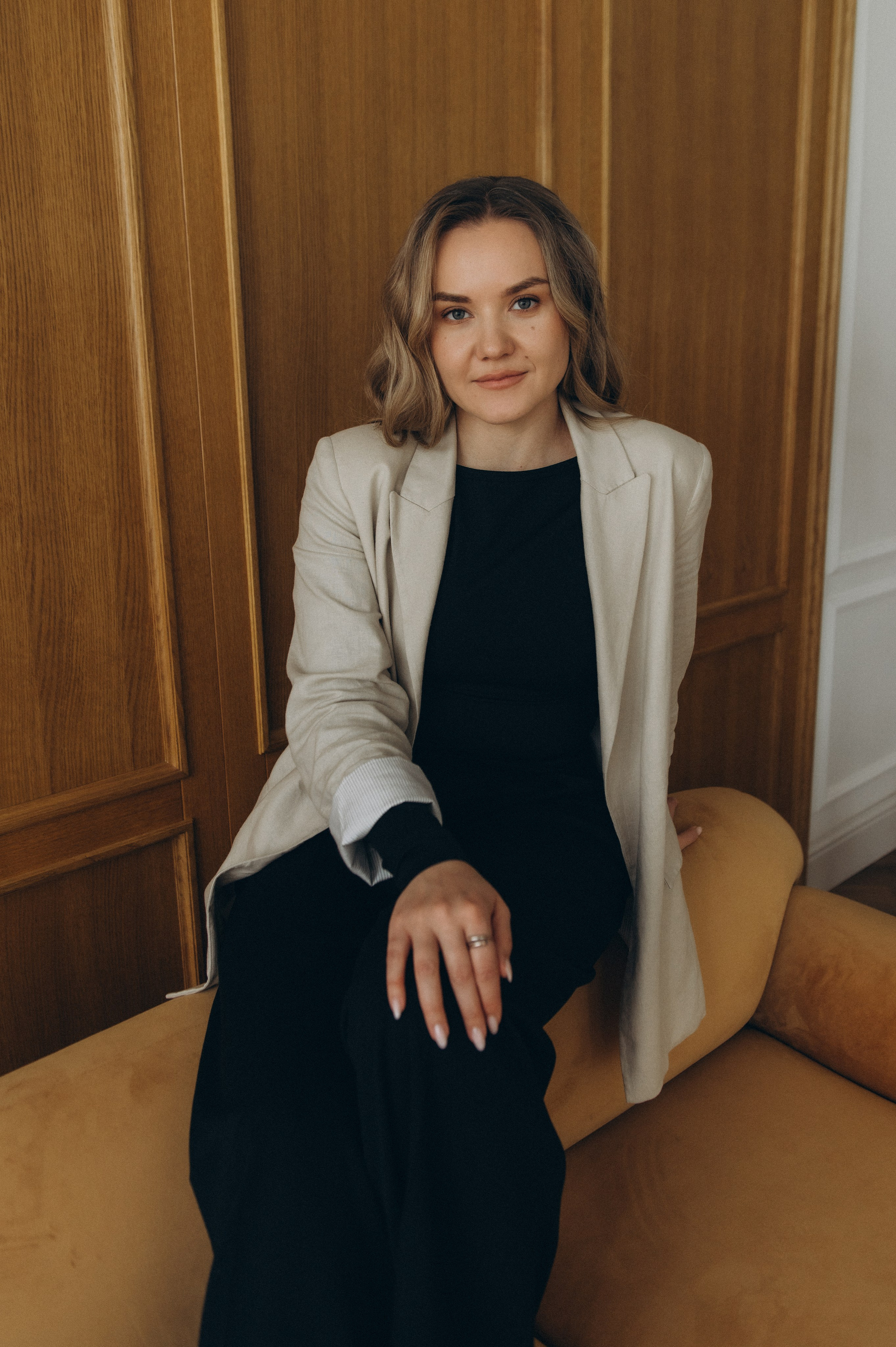 Індивідуальна фотосесія Тернопіль, портретна фотосесія Тернопіль, студійна зйомка, портретний фотограф Львів. Сімейний, дитячий та індивідуальний фотограф в м. Тернопіль, м. Львів