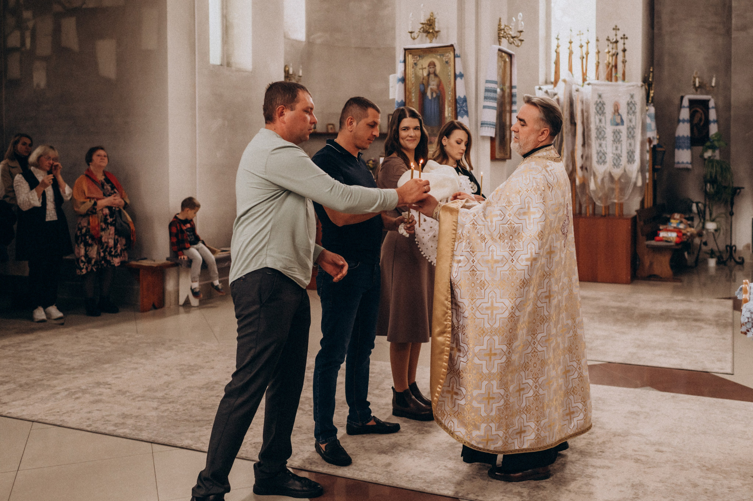 Таїнство Хрещення, хрестини Тернопіль, хрещення Львів. Сімейний, дитячий та індивідуальний фотограф в м. Тернопіль, м. Львів