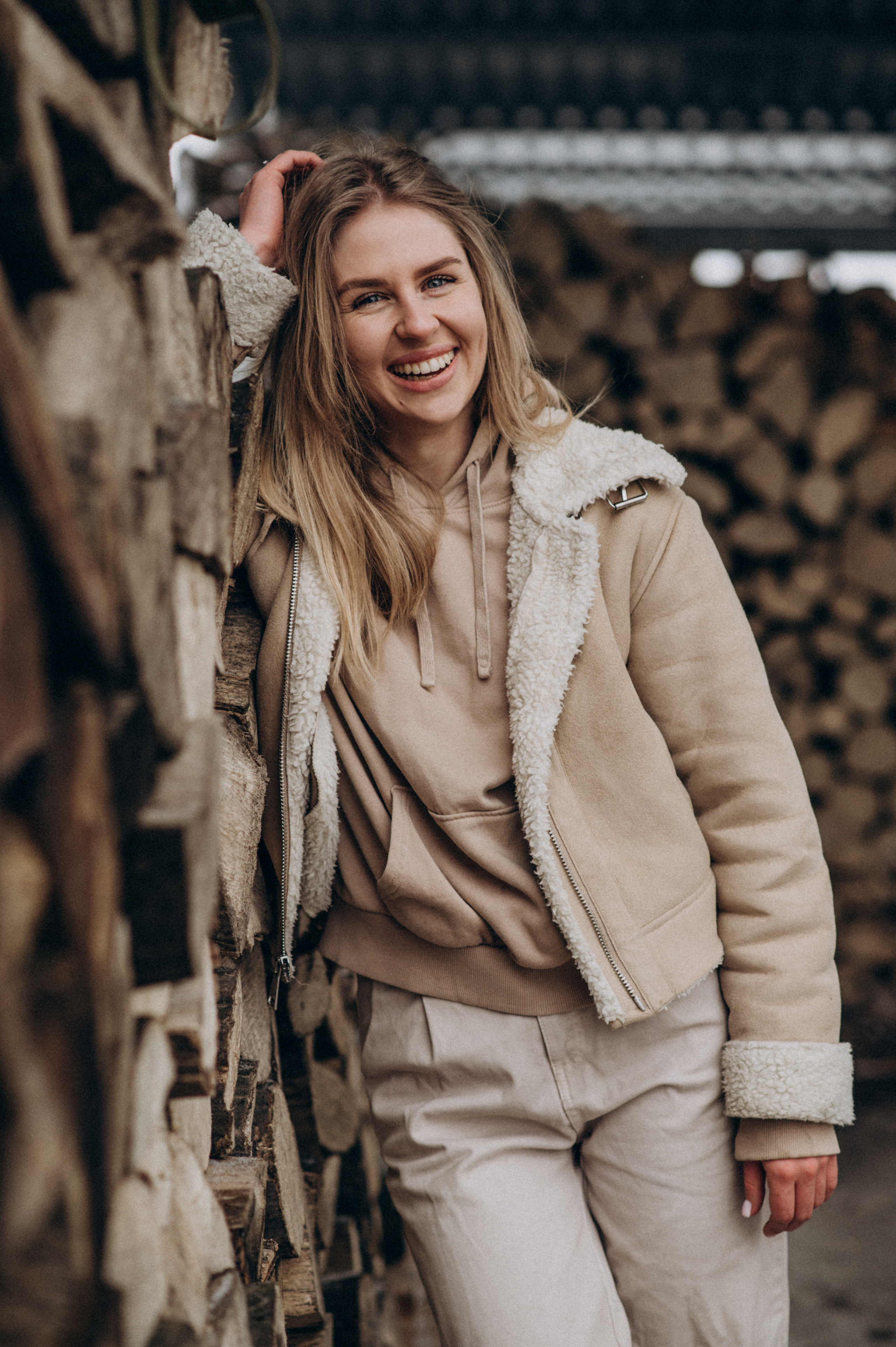Зйомка з собакою Oleksandra & Volt. Сімейний, дитячий та індивідуальний фотограф в м. Тернопіль, м. Львів