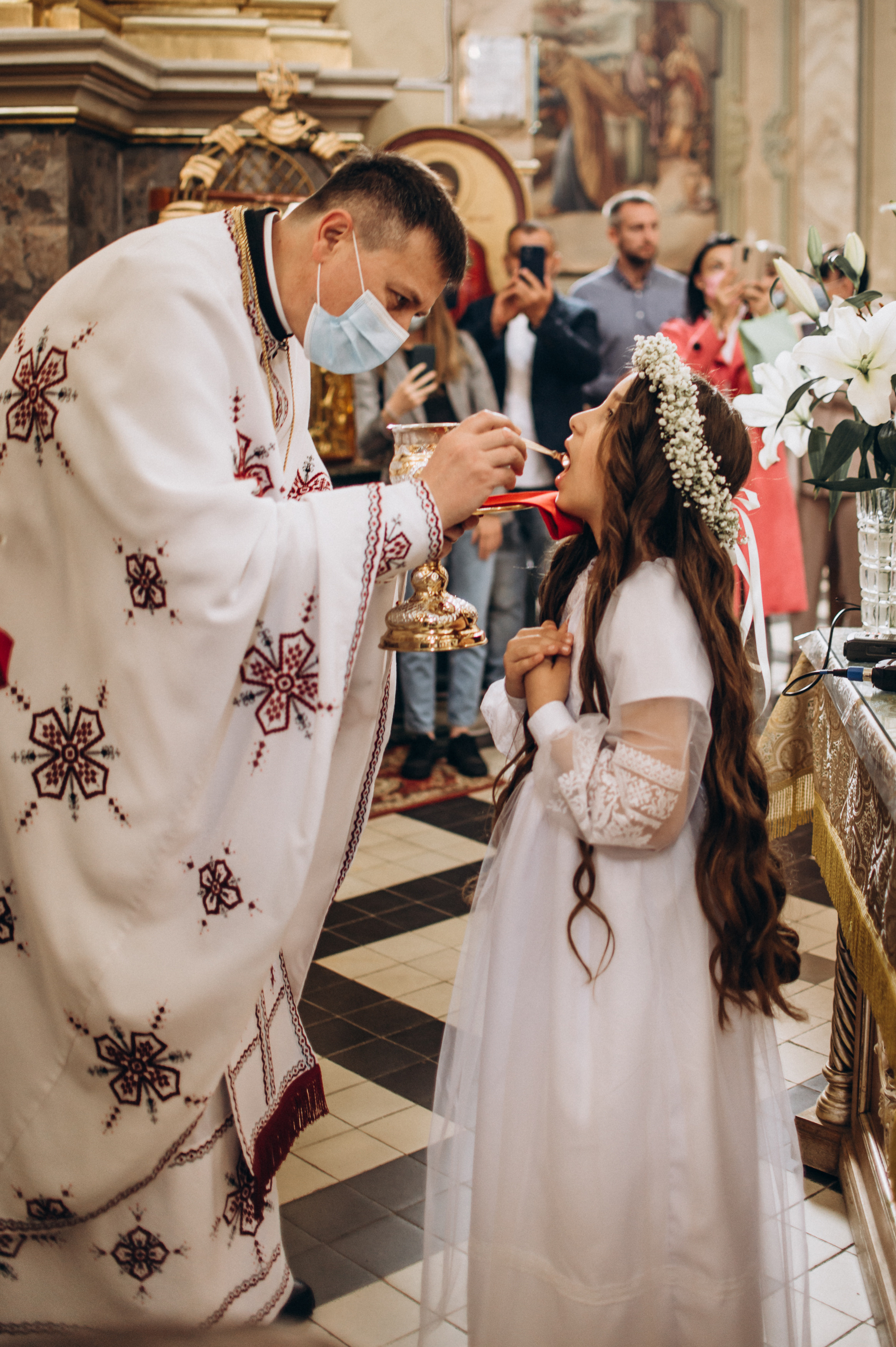 Перше Причастя. Софія. Катедральний собор. Тернопіль. Сімейний, дитячий та індивідуальний фотограф в м. Тернопіль, м. Львів