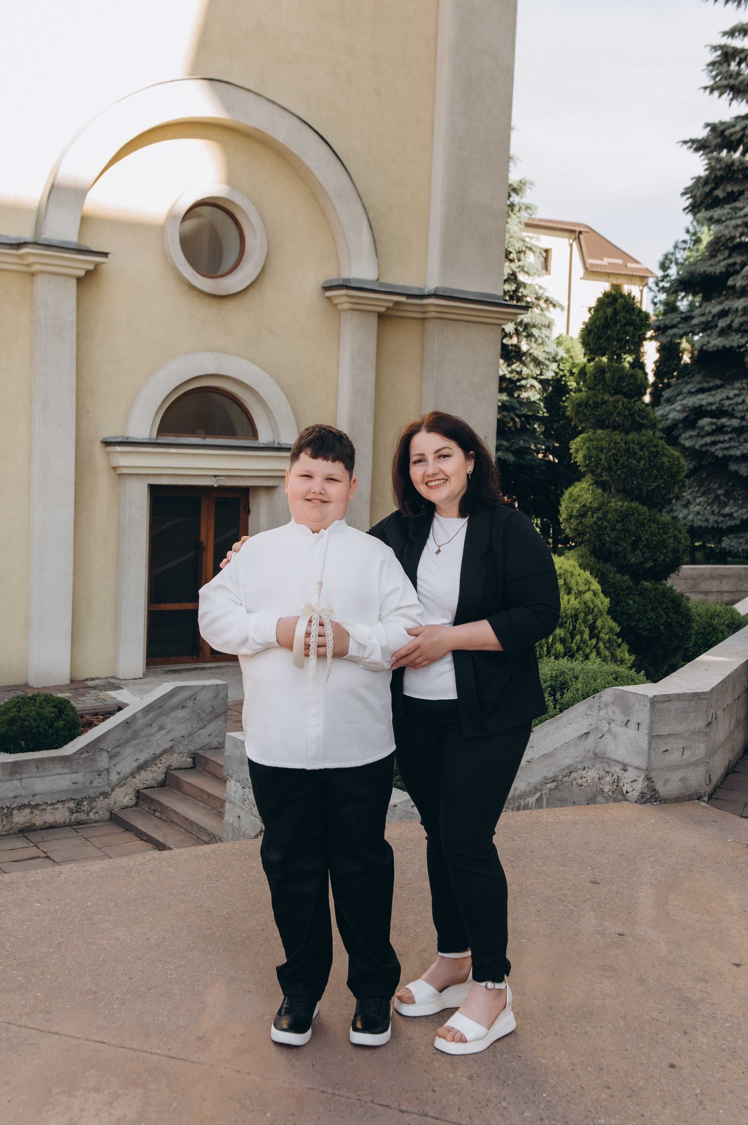 Фотосесія Першого Причастя Тернопіль, зйомка Першого Причастя Тернопіль, Церква Успіння Пресвятої Богородиці Причастя Тернопіль. Сімейний, дитячий та індивідуальний фотограф в м. Тернопіль, м. Львів