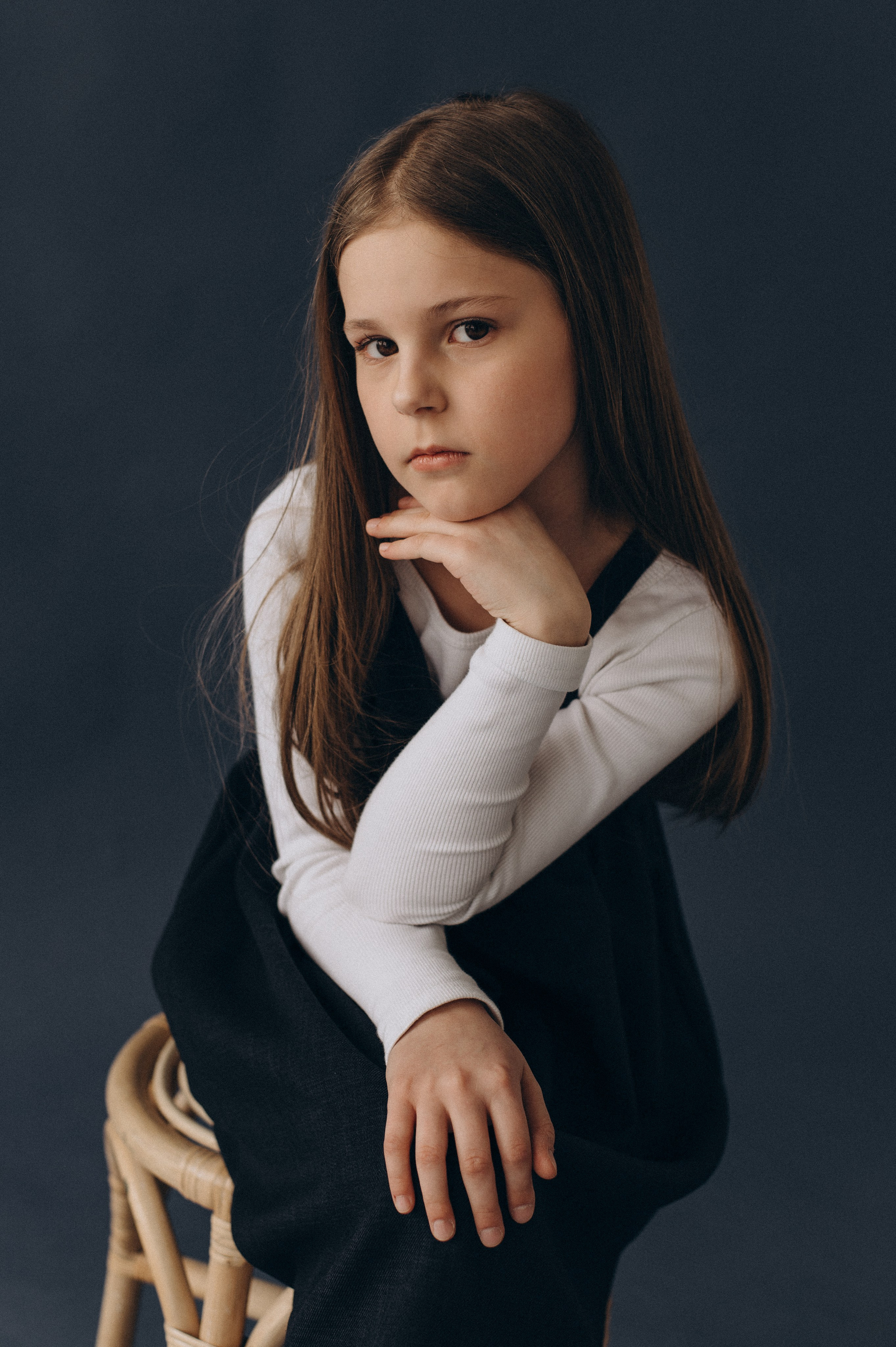 Шкільна фотосесія на віньєтки Тернопіль, шкільні альбоми, фотосесія випускників Тернопіль, випускний альбом, фотограф випускний Тернопіль. Сімейний, дитячий та індивідуальний фотограф в м. Тернопіль, м. Львів