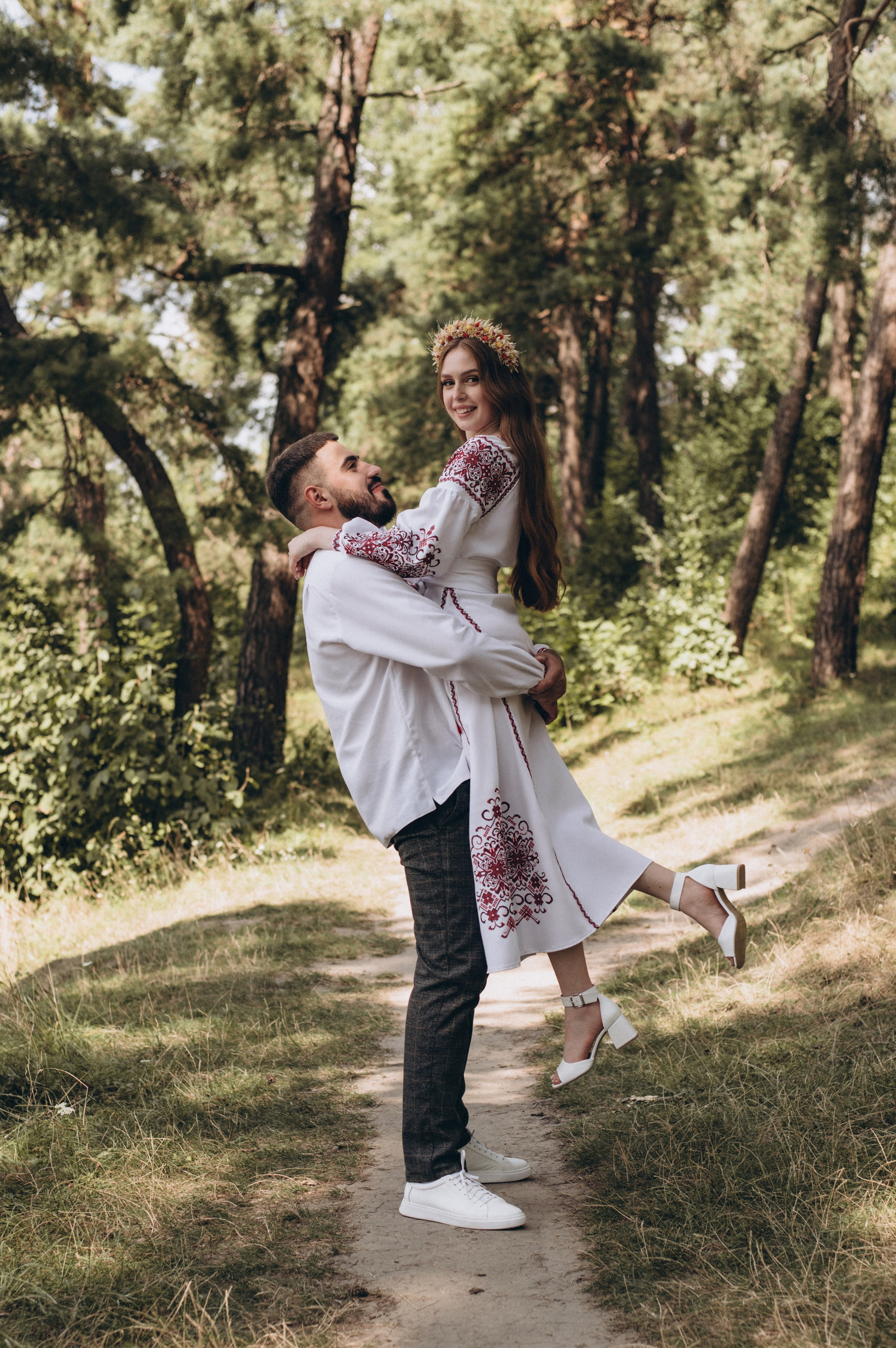 Сімейна фотосесія в українському стилі, зйомка у вишиванках Тернопіль, портретний фотограф Тернопіль Львів. Сімейний, дитячий та індивідуальний фотограф в м. Тернопіль, м. Львів