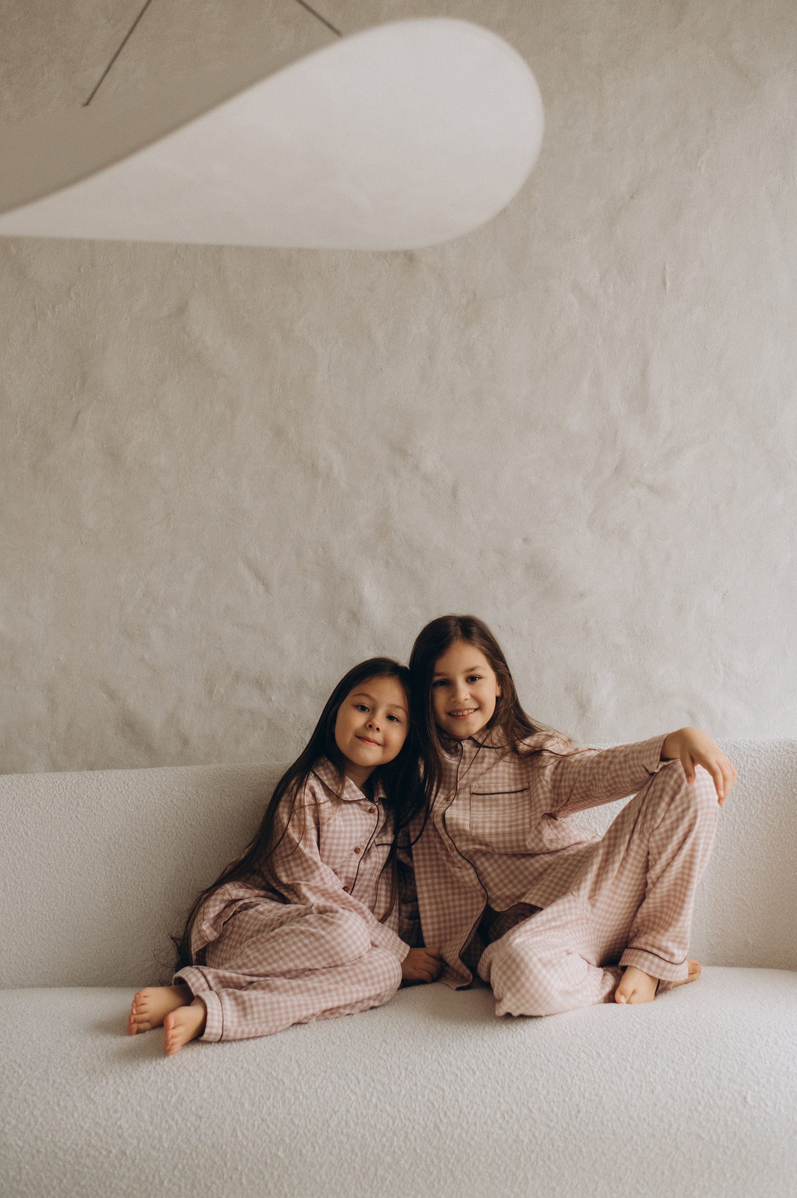 Фотосесія сестричок Тернопіль, зйомка сестрички, сімейний фотограф Тернопіль, портретний фотограф Тернопіль, фотосесія дітей. Сімейний, дитячий та індивідуальний фотограф в м. Тернопіль, м. Львів