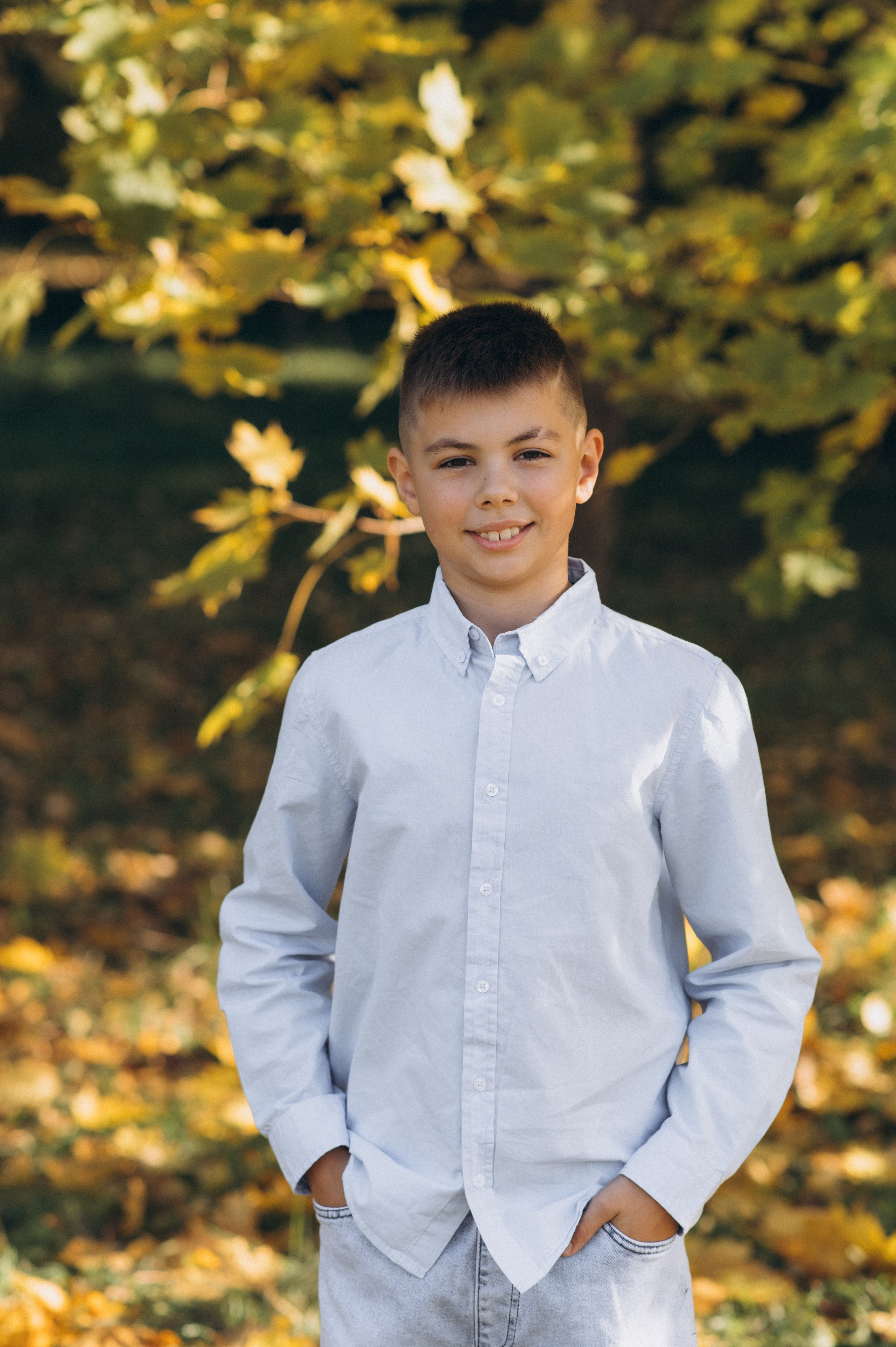 Фотосесія випускників Тернопіль, зйомка на віньєтки Тернопіль, вінєтки, випускні фотоальбоми Тернопіль. Сімейний, дитячий та індивідуальний фотограф в м. Тернопіль, м. Львів