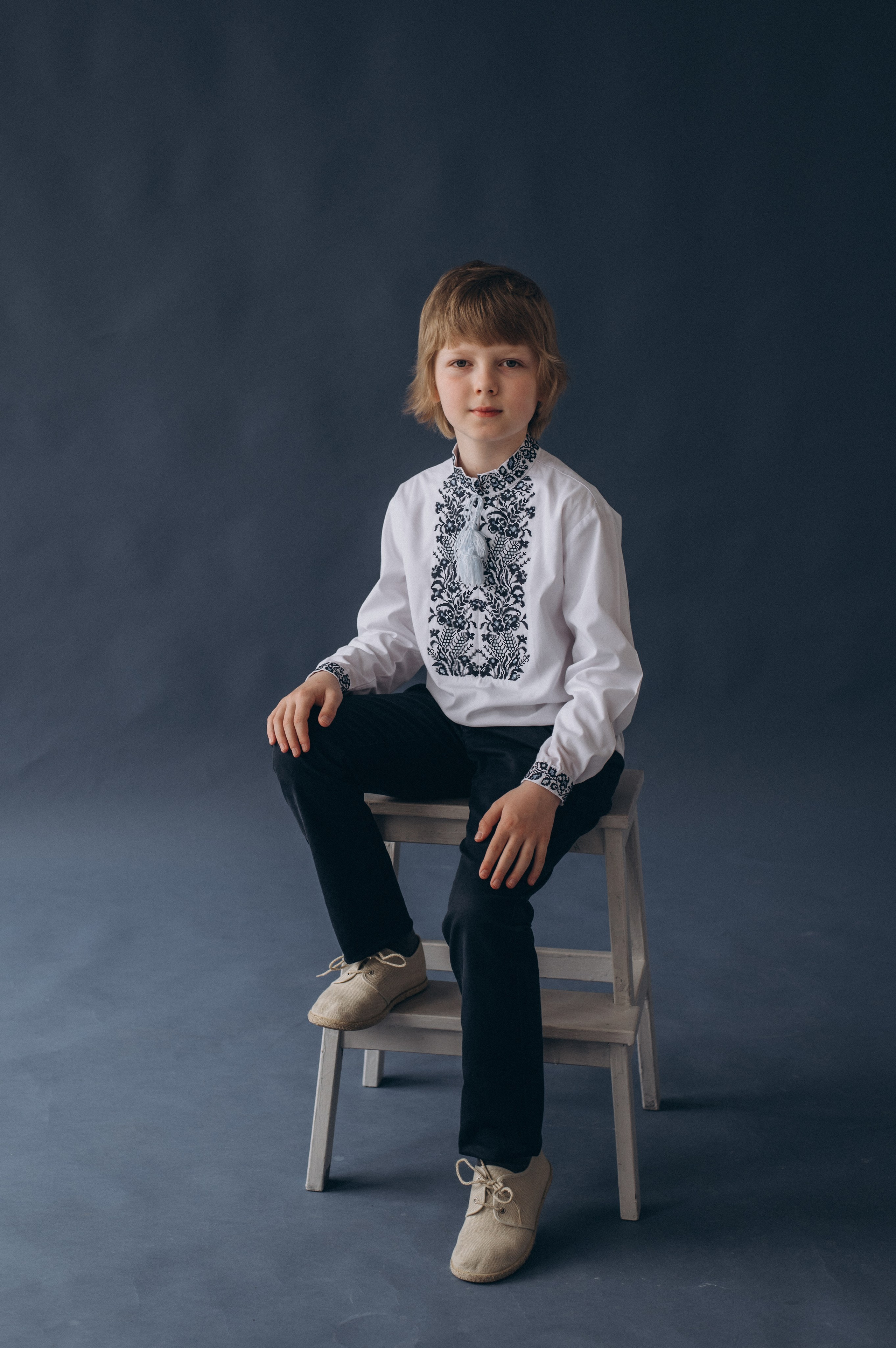 Шкільна фотосесія на віньєтки Тернопіль, фотосесія випускників Тернопіль, зйомка на віньєтки, шкільні фотоальбоми Тернопіль. Сімейний, дитячий та індивідуальний фотограф в м. Тернопіль, м. Львів