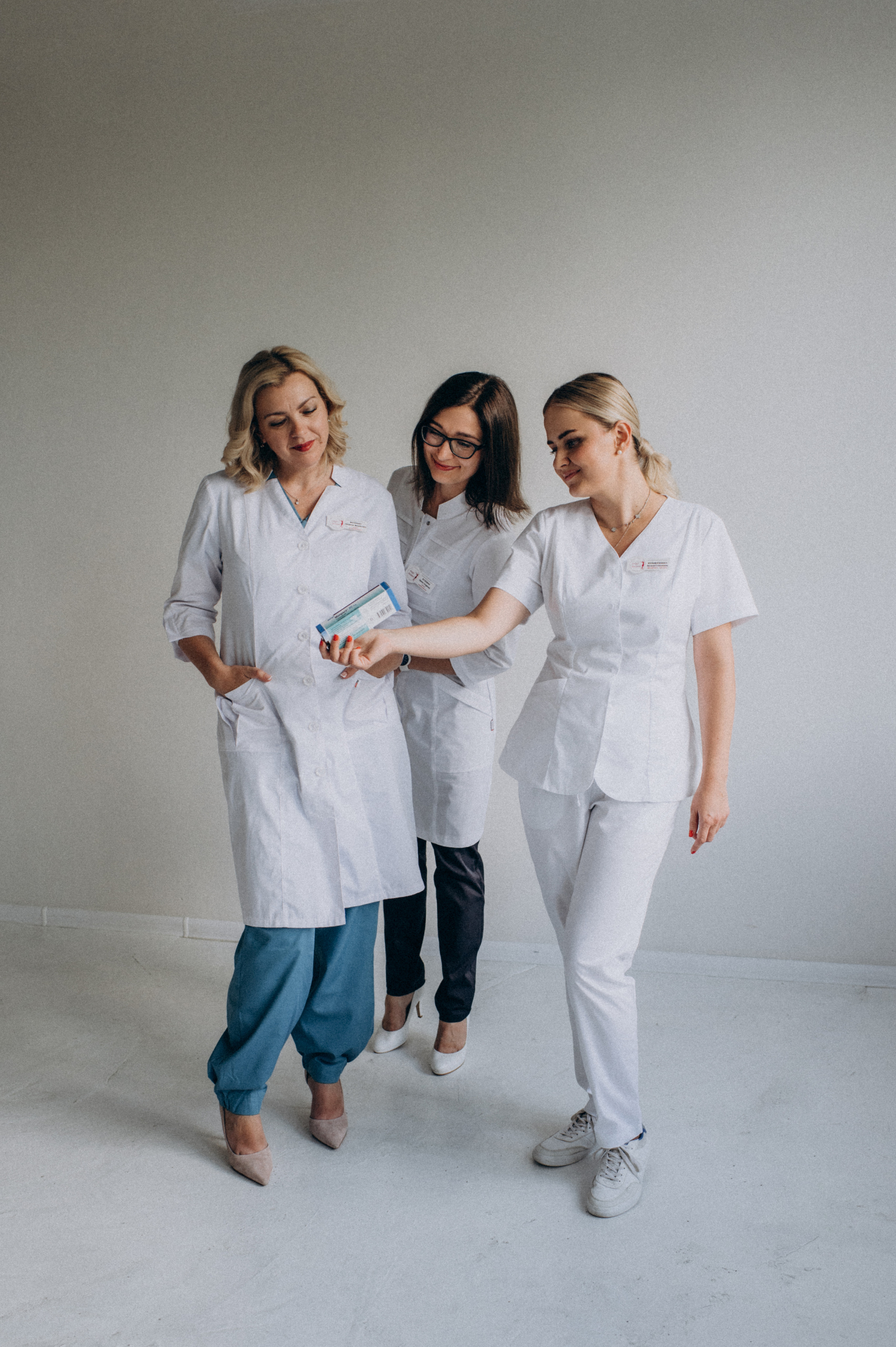 Контент зйомка, фотосесія персоналу клініки. Сімейний, дитячий та індивідуальний фотограф в м. Тернопіль, м. Львів